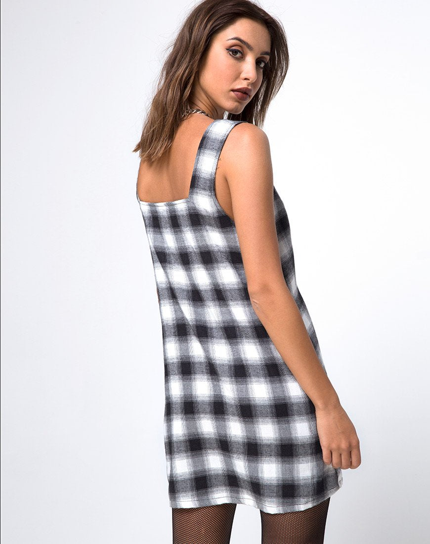 Imagen de Madison Pinafore Dress in Plaid Black and White