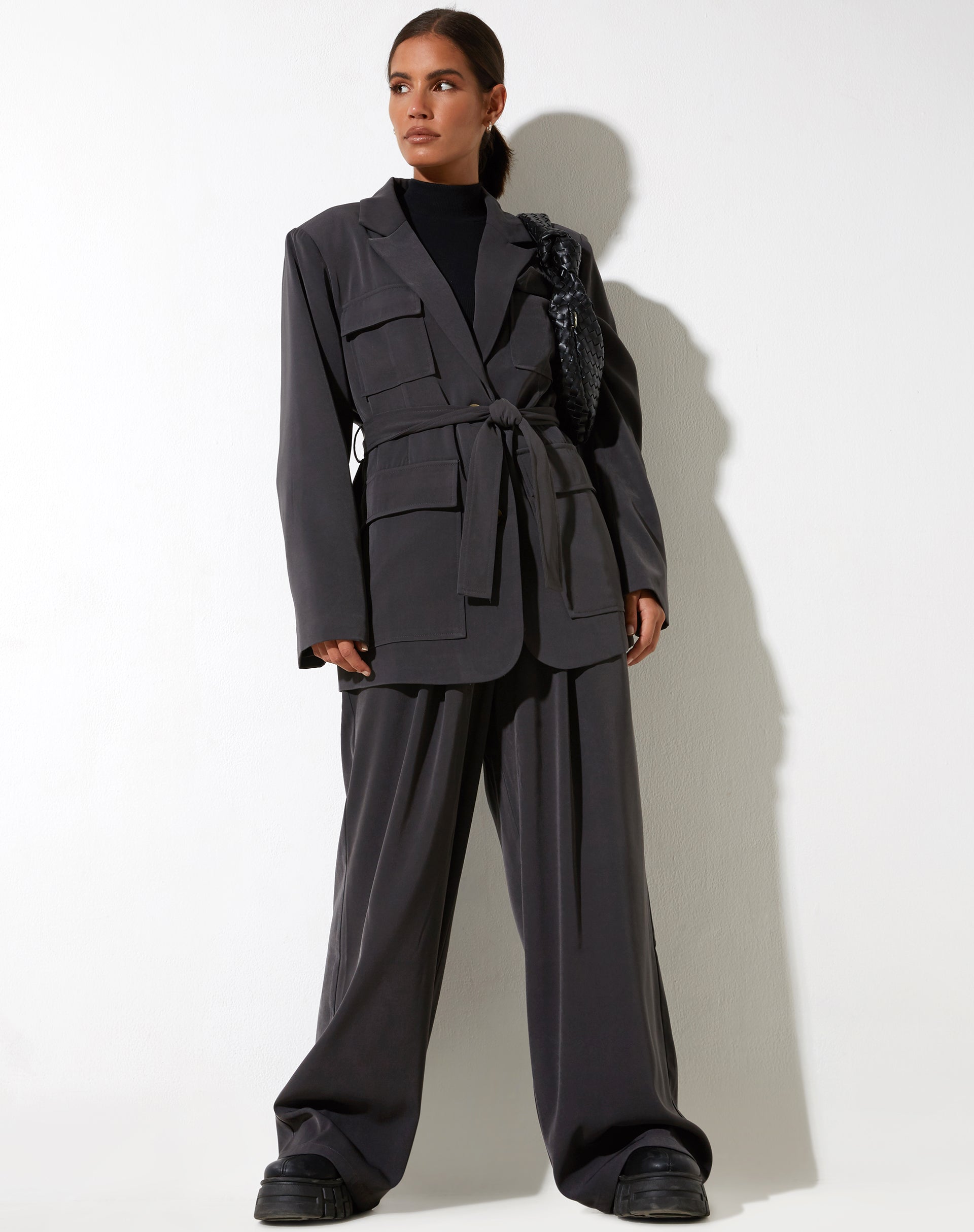 imagen de Magawa Blazer en Tailoring Charcoal