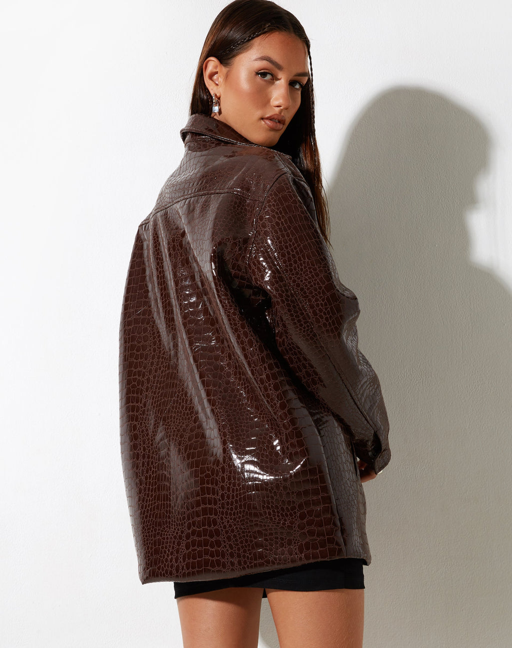 Camisa Mamba en Croc PU Marrón Oscuro