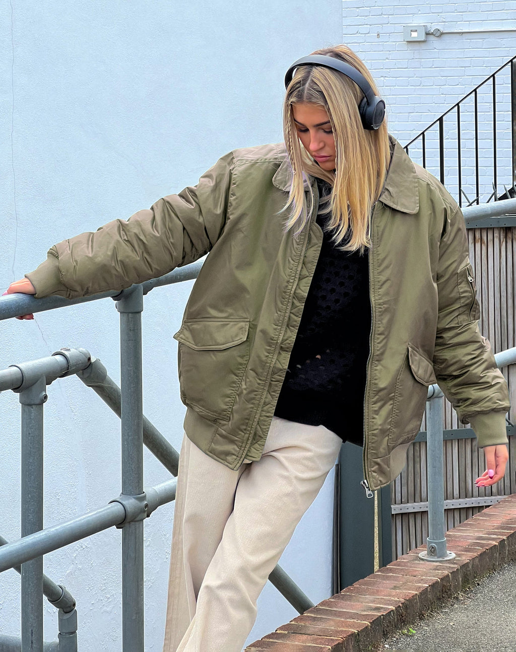Chaqueta Manik de color verde caqui