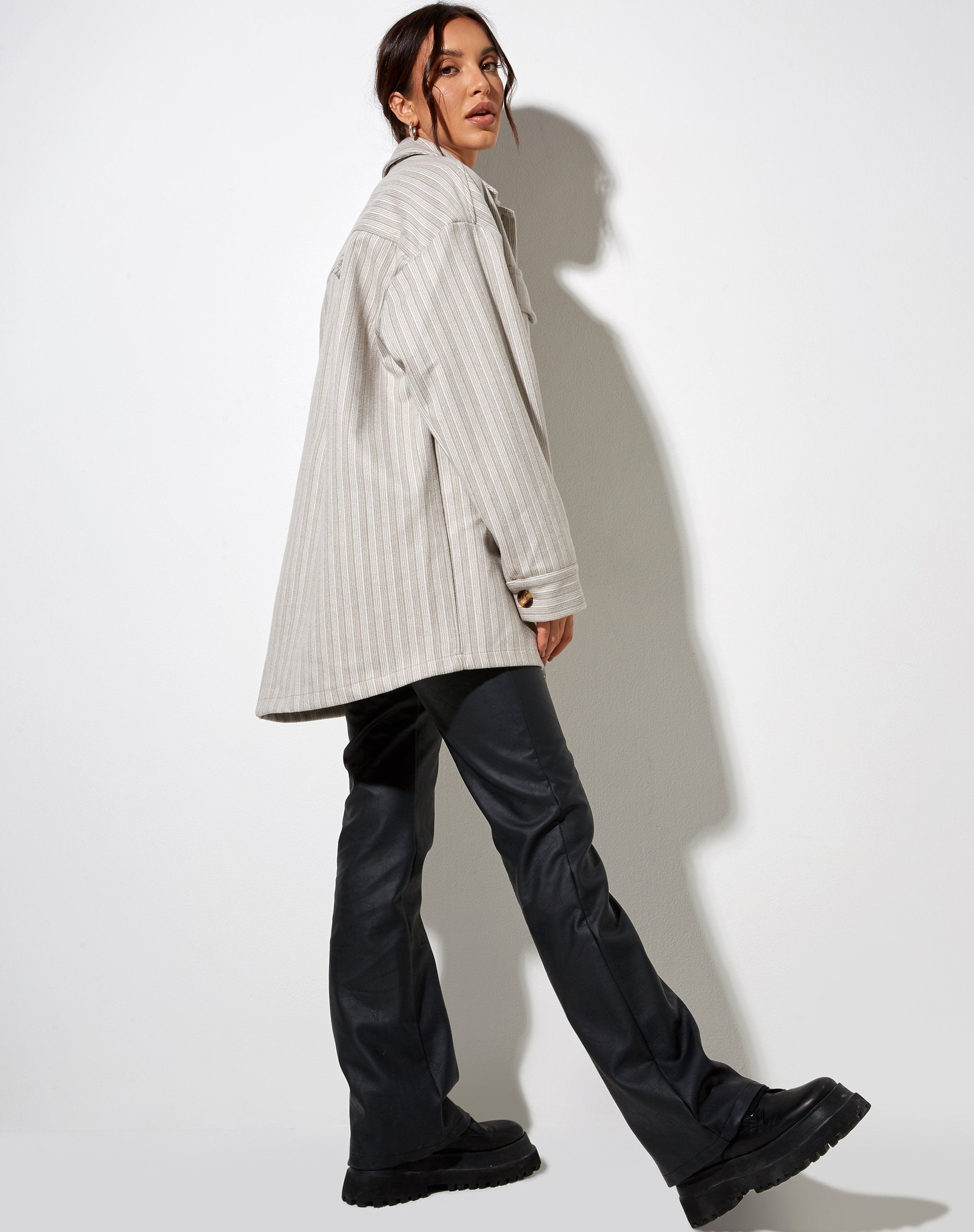 Imagen de Marcella Camisa a rayas gris tonal