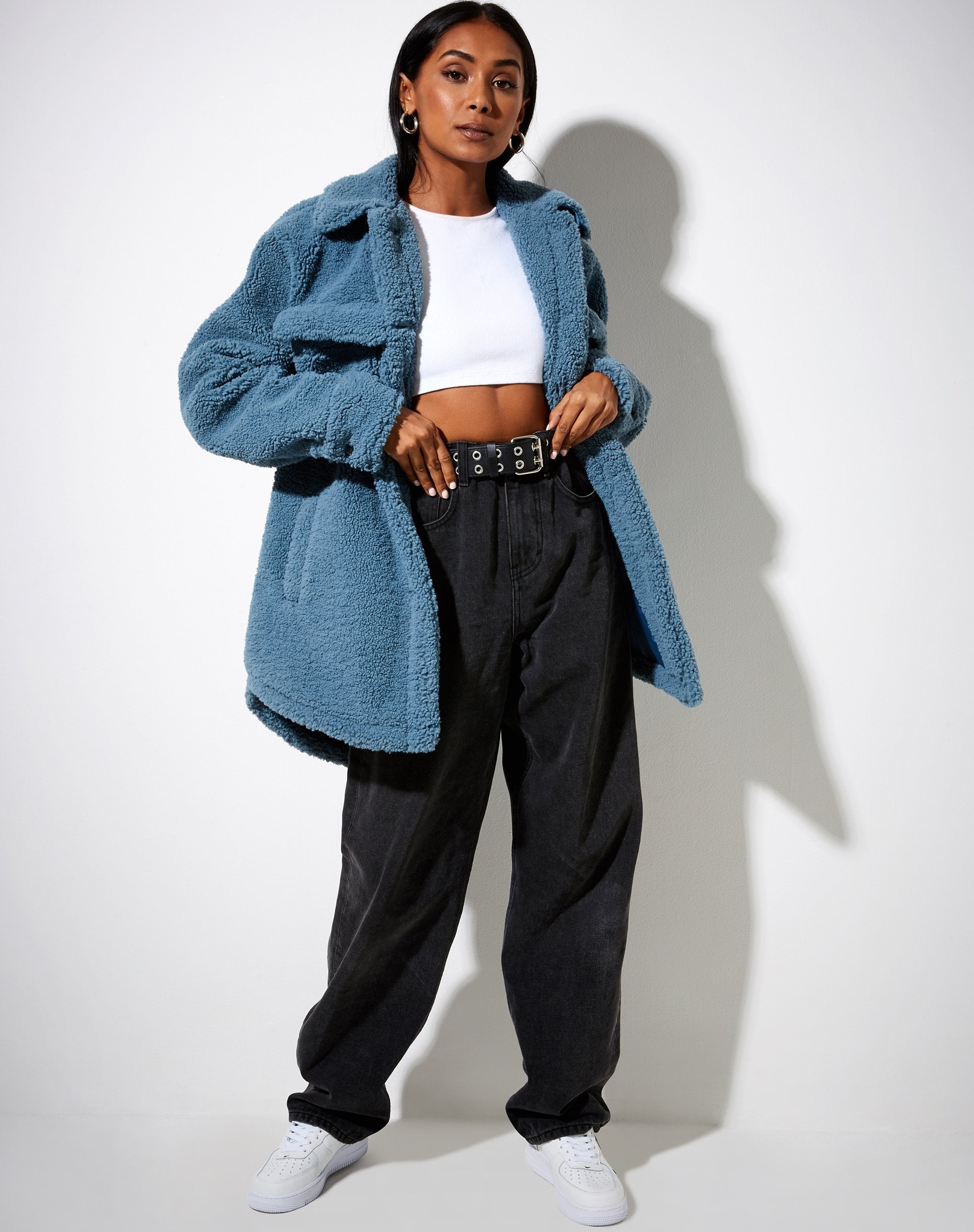 Imagen de la camisa Marcella en azul pizarra de Borg