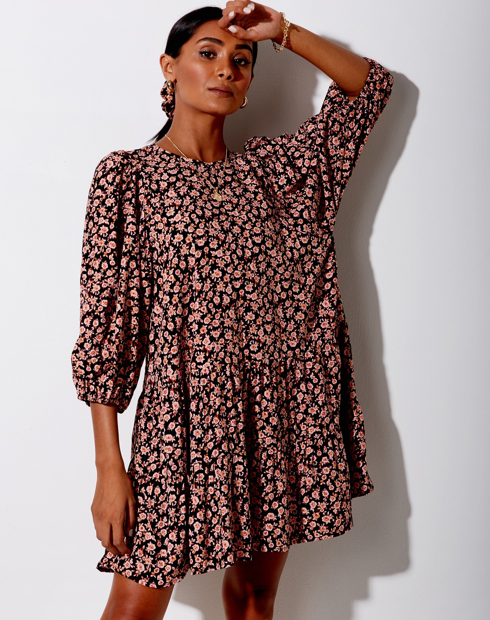 Imagen del vestido Mareta Tea Dress in Autumn Blossom