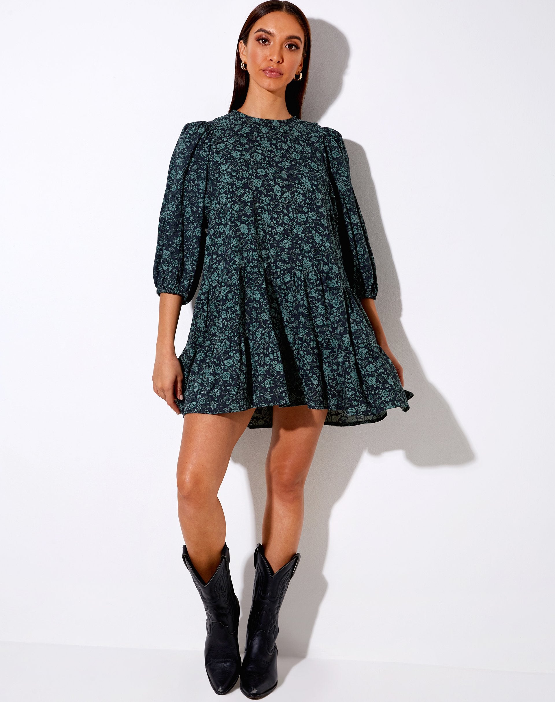 Imagen de Mareta Tea Dress in Mono Paisley Sage
