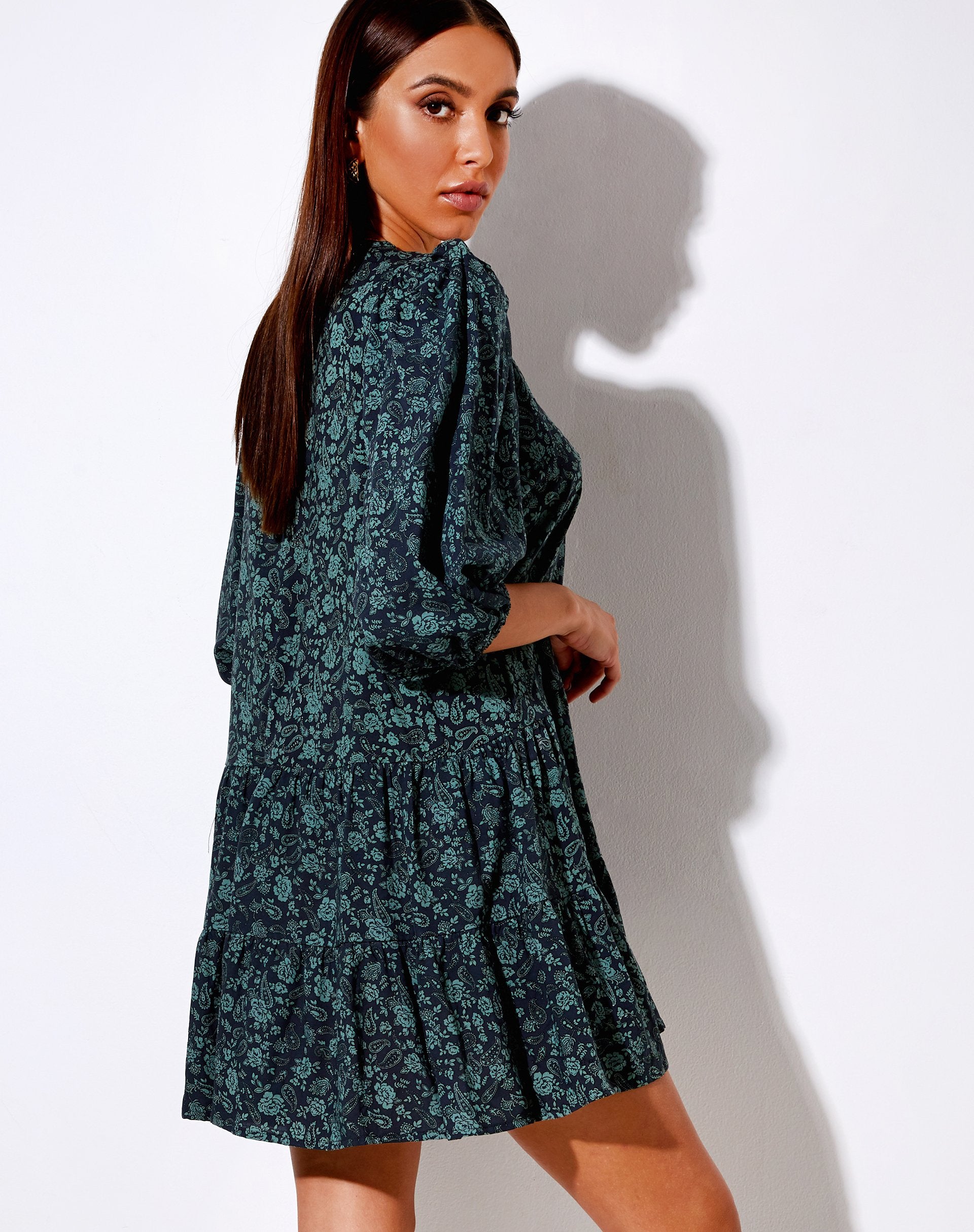 Imagen de Mareta Tea Dress in Mono Paisley Sage