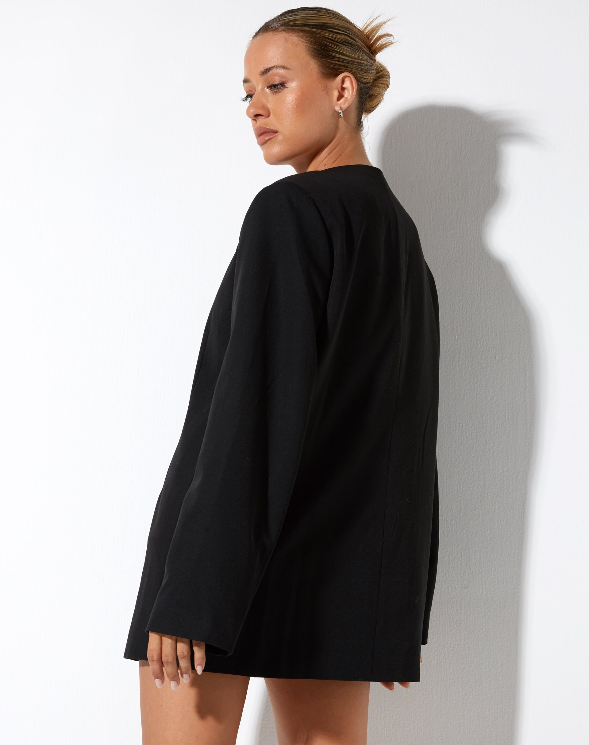 imagen de Marlia Blazer en Negro