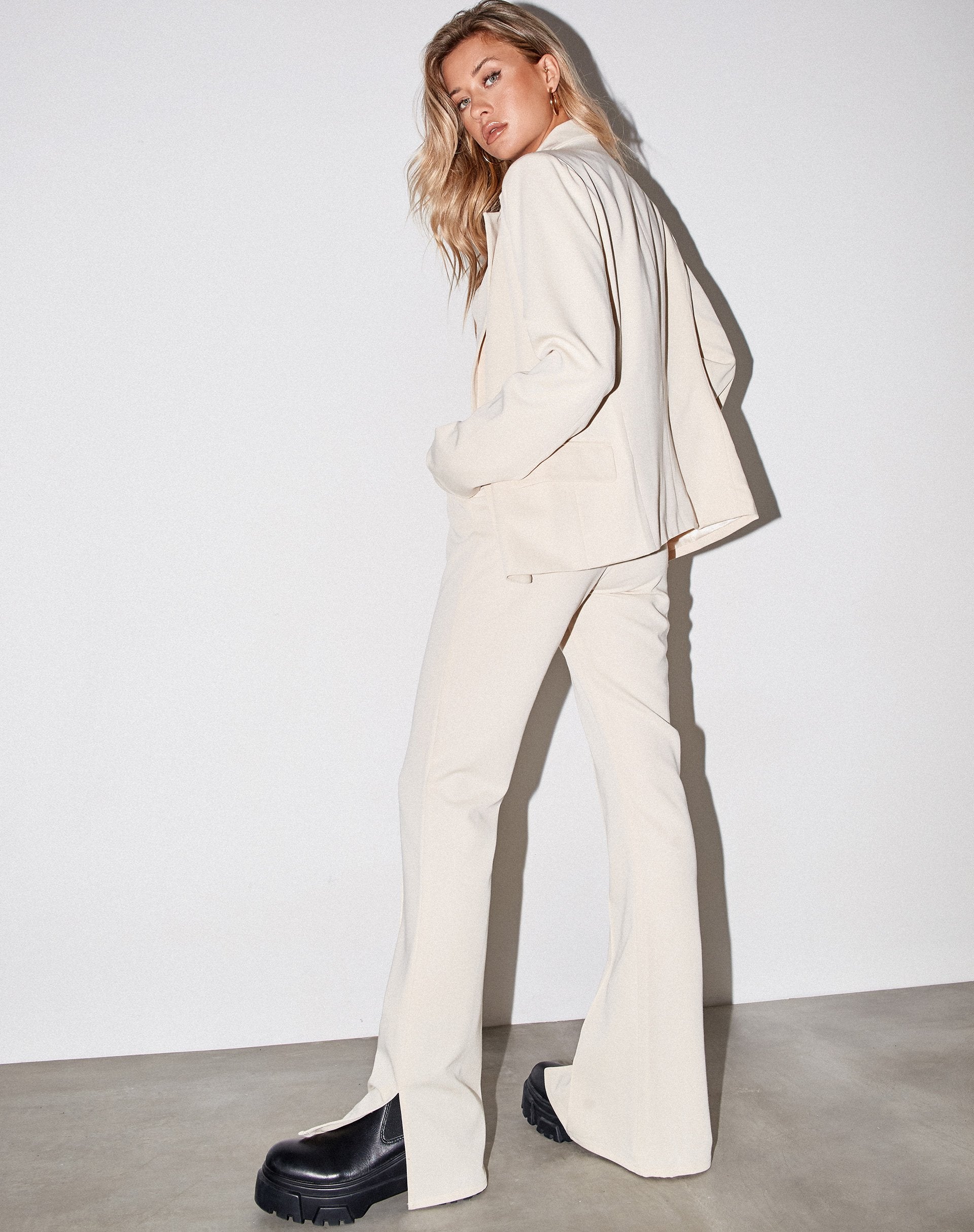 Imagen de Marwah Blazer en crema