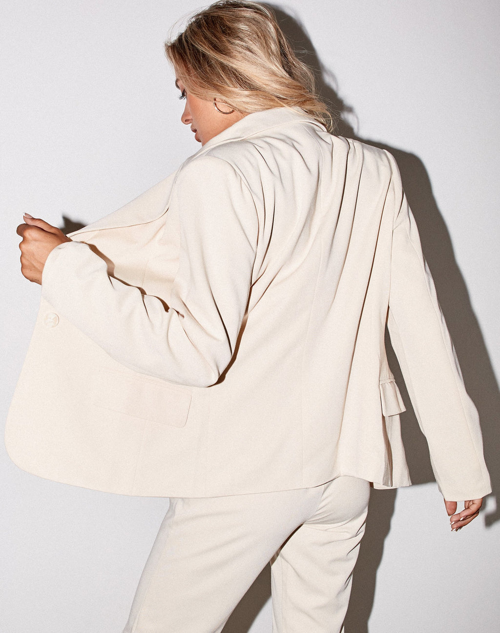 Blazer Marwah en crema