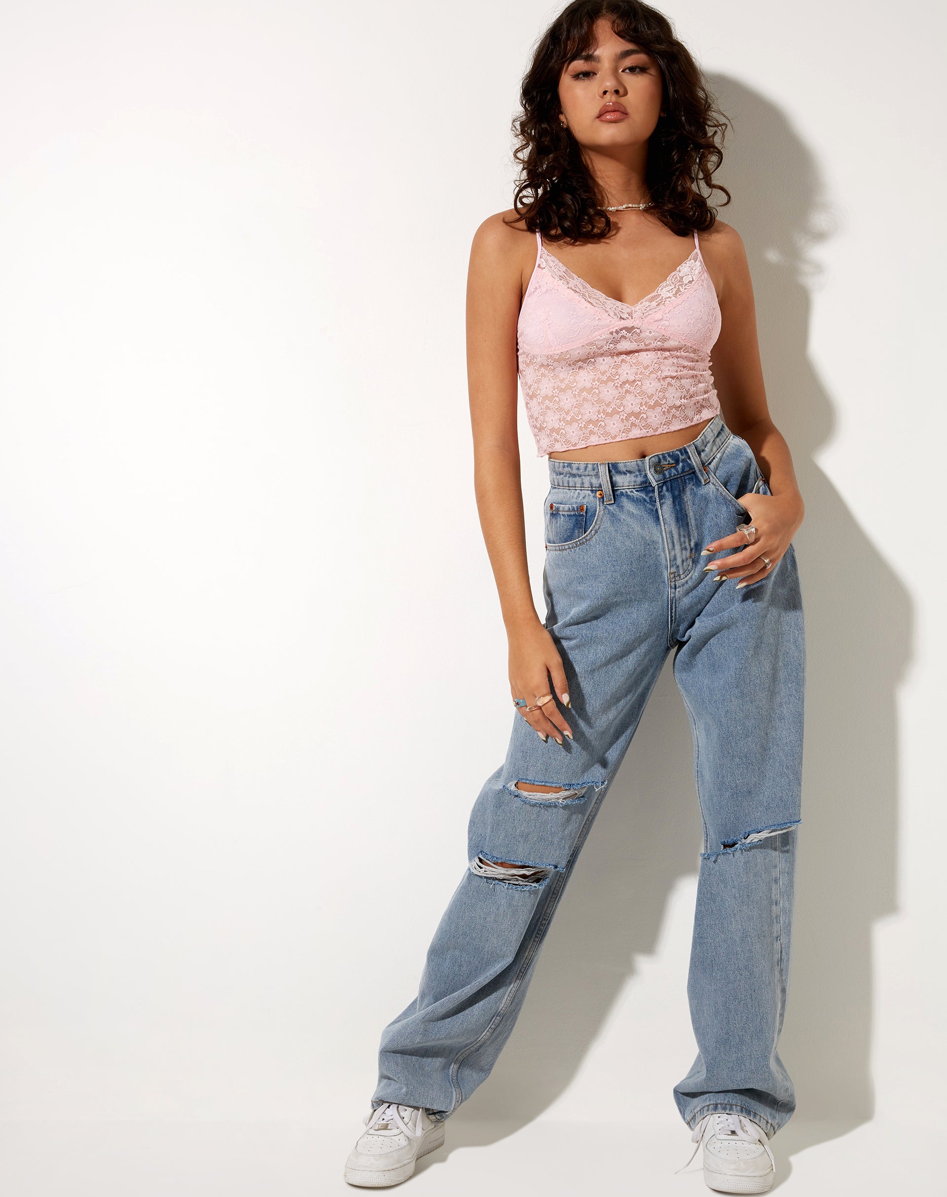 Imagen de Mayrinda Crop Top en Encaje Rosa Dulce