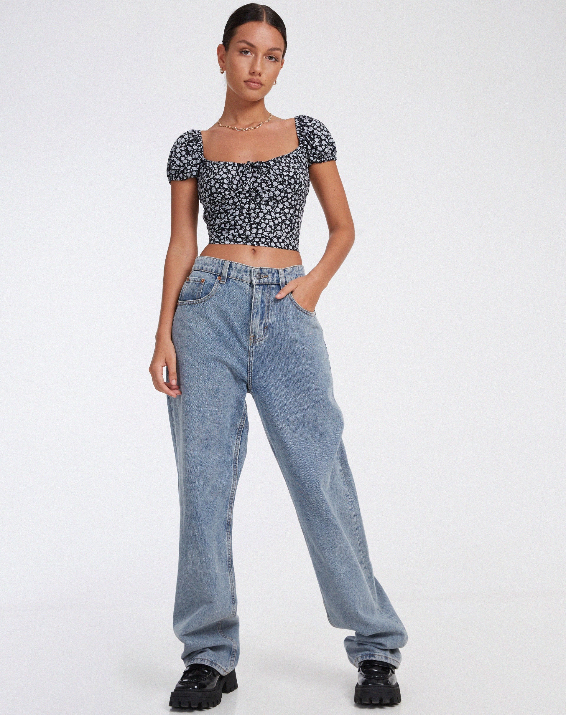 Imagen de Mazu Crop Top en Ditsy Rose Negro