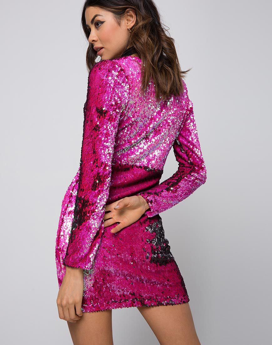 Imagen de Meli Plunge Dress in Fishcale Sequin Pink