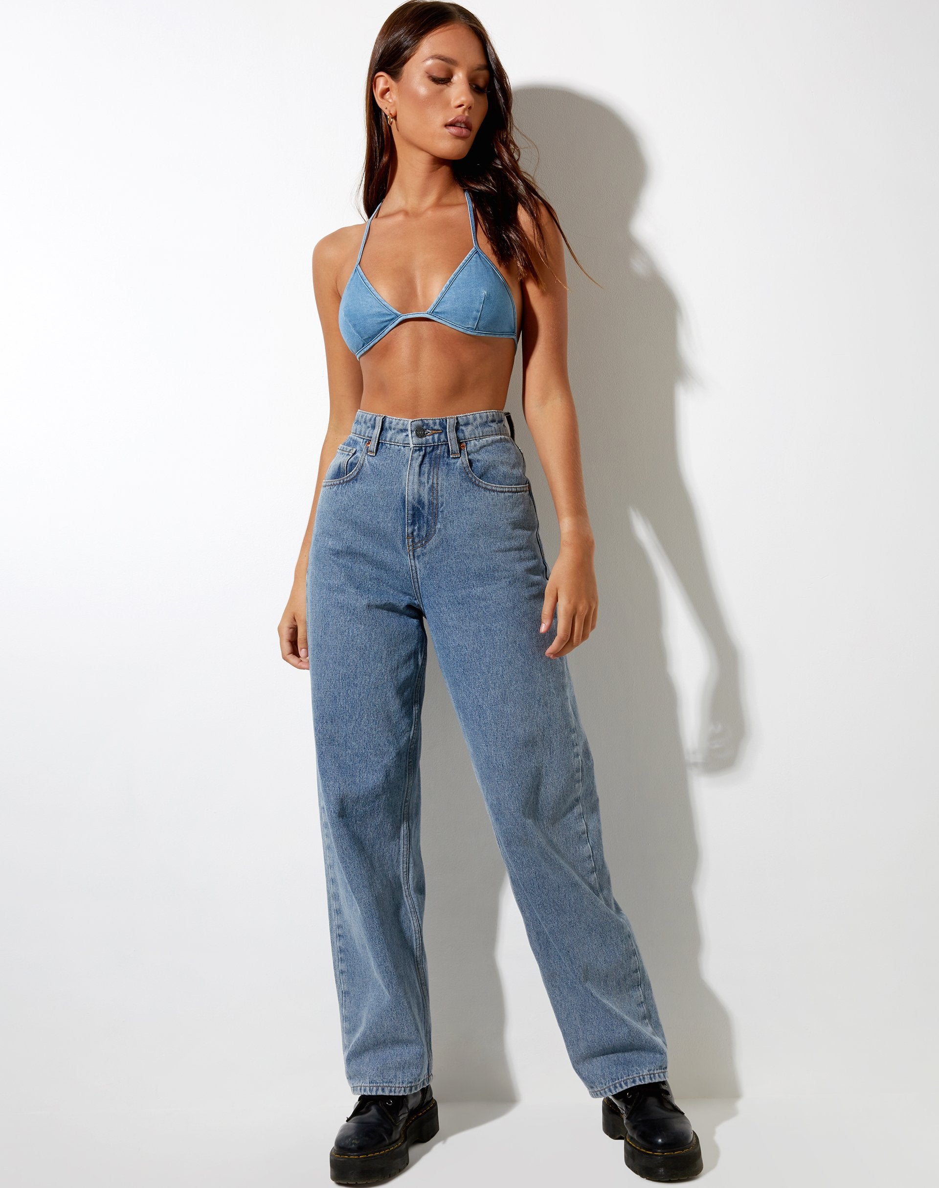 Imagen de Mida Bralet en azul claro lavado