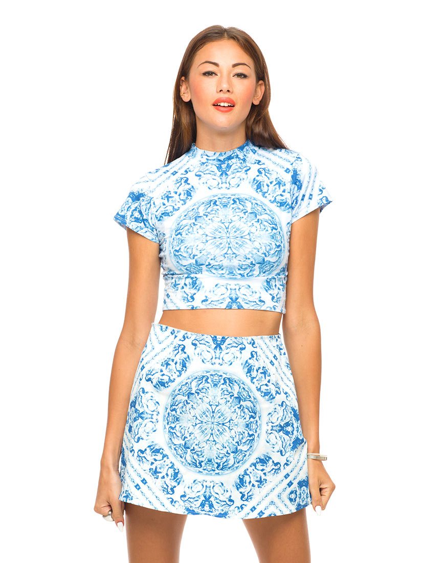Motel Mindy Crop Top de Cuello Tortuga en Azul Venus