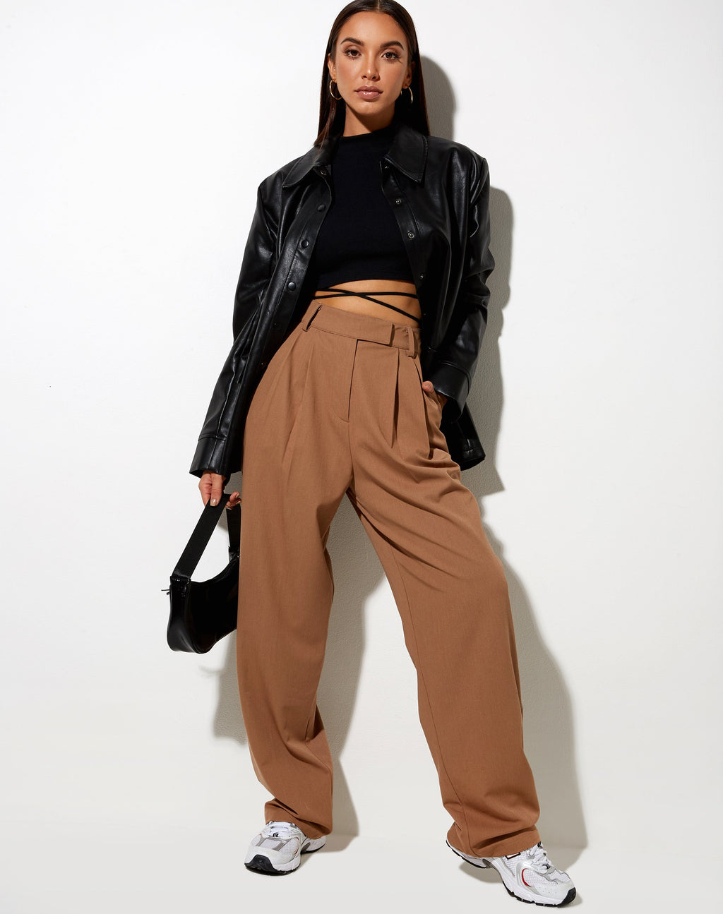 Pantalón Misha de pata ancha en Tailoring Putty