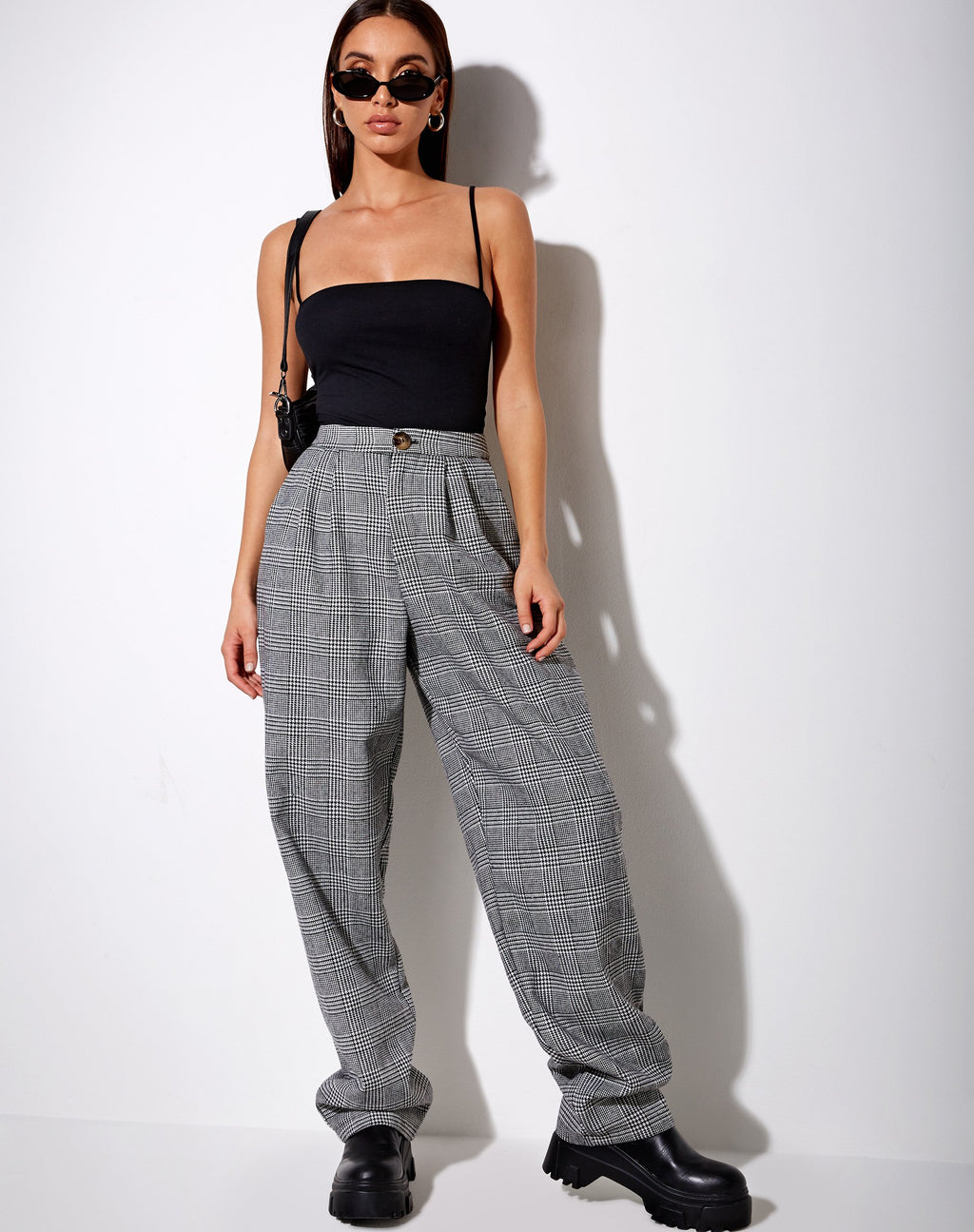 Pantalón Misha de pata ancha en pata de gallo negro