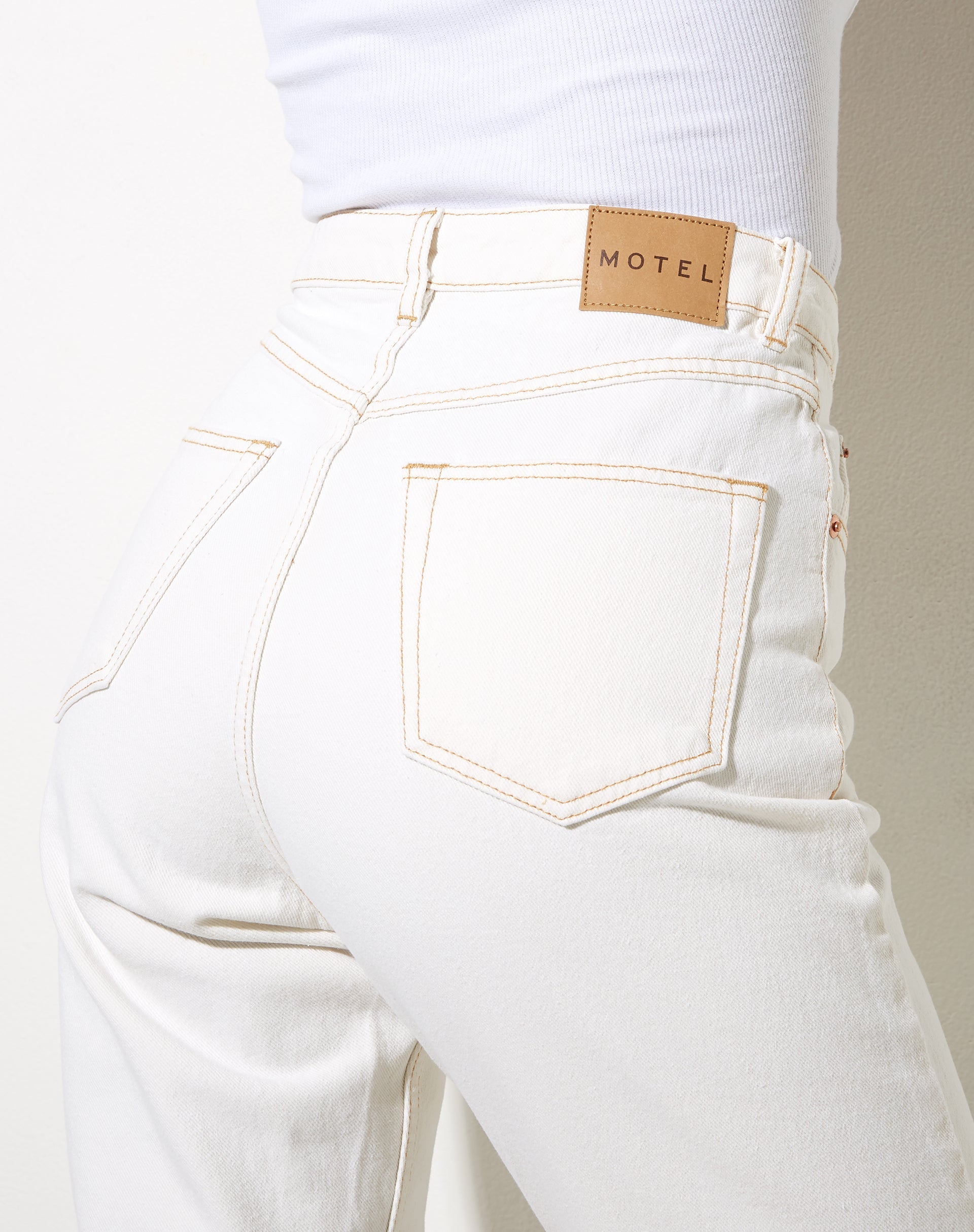 Imagen de Mom Jeans en crudo