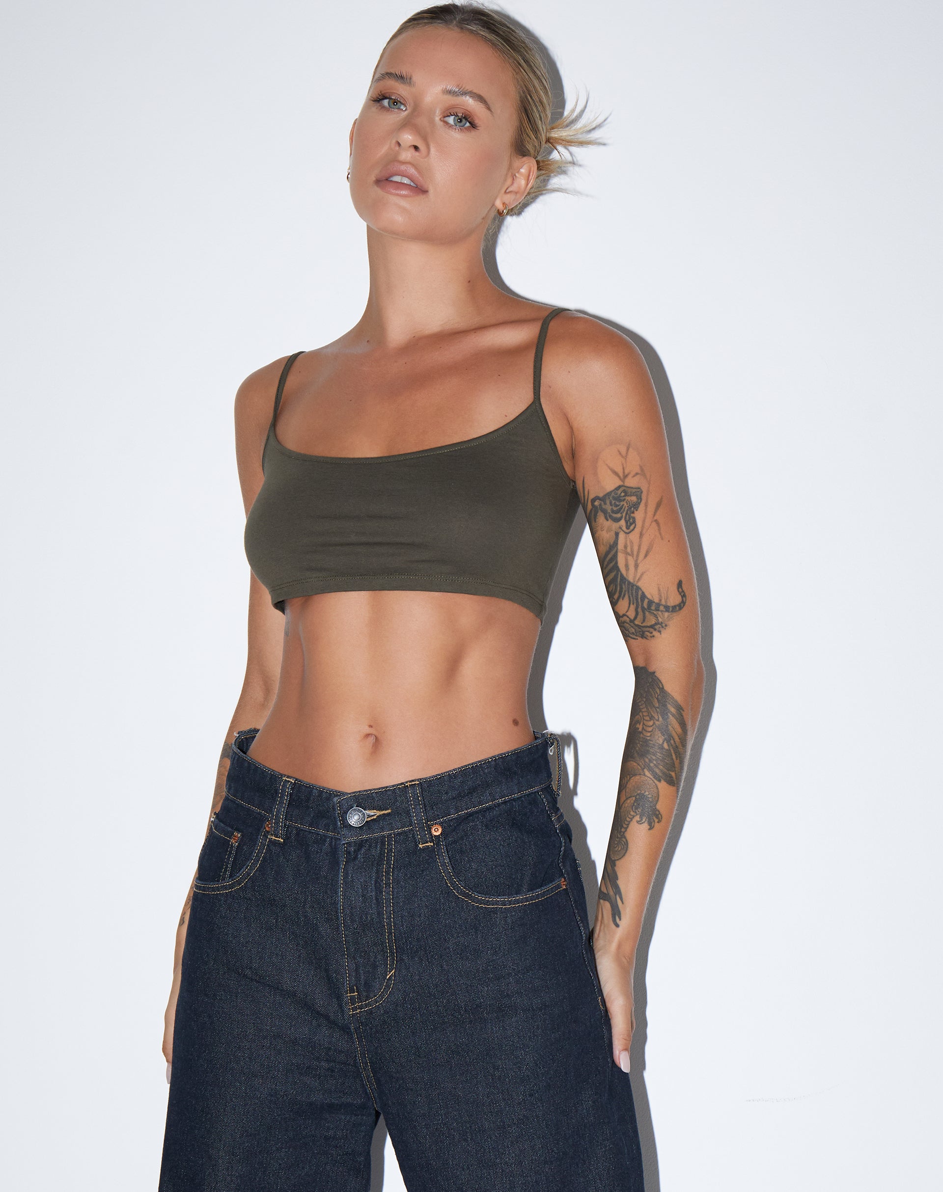 Imagen de Keenan Crop Top en Lycra Oliva