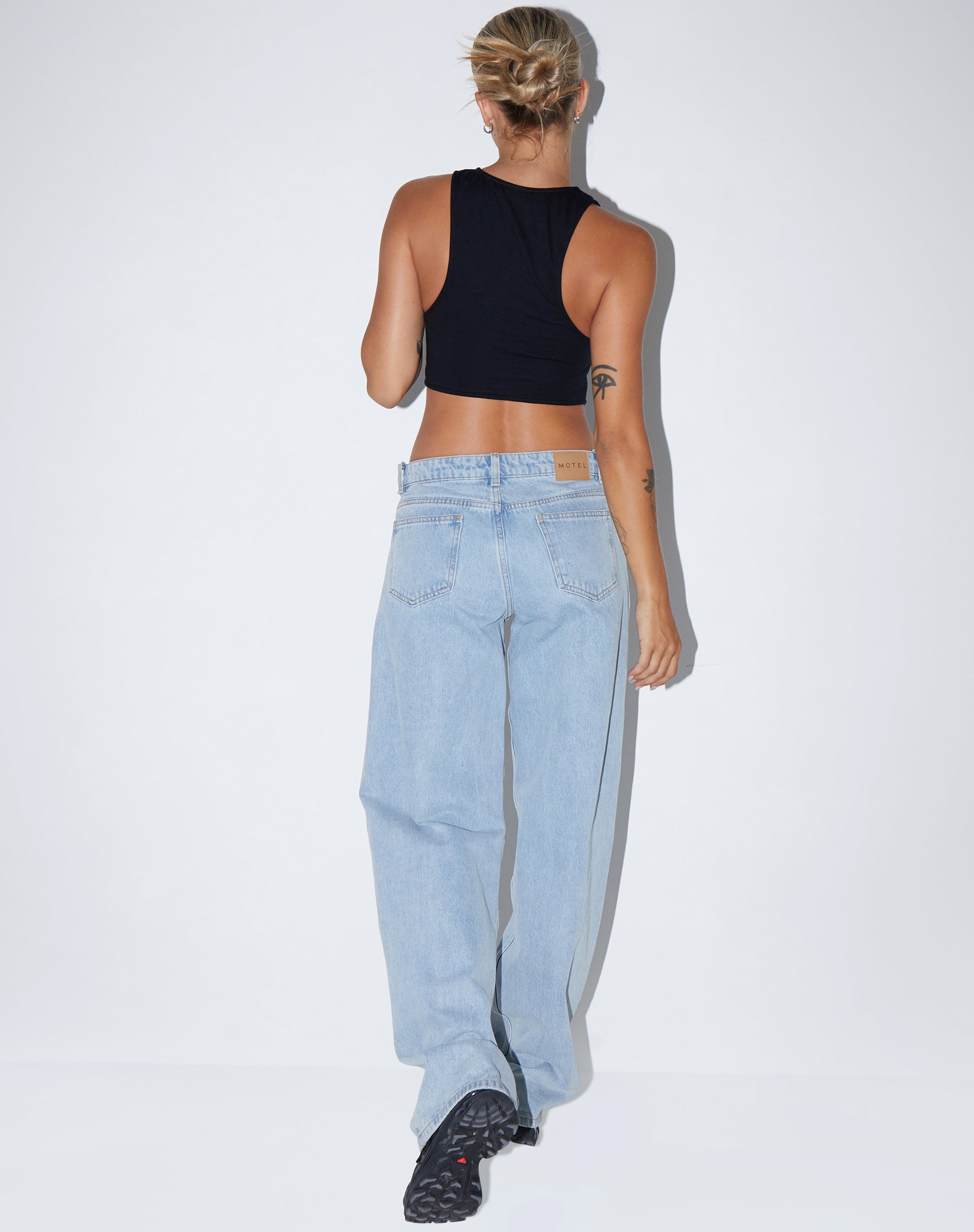 Imagen de Ursula Vest Top in Lycra Negro