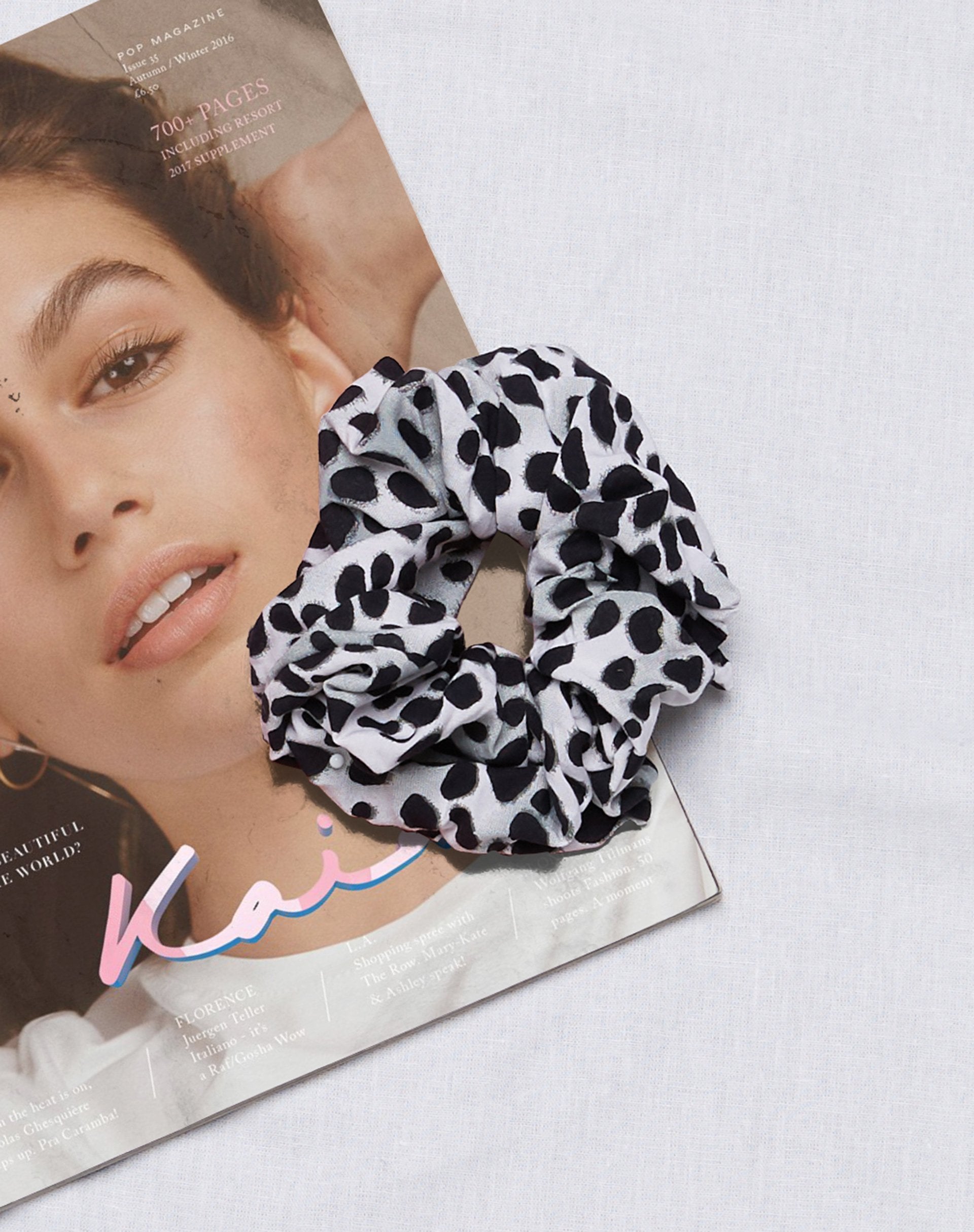 Imagen de Scrunchie en dálmata