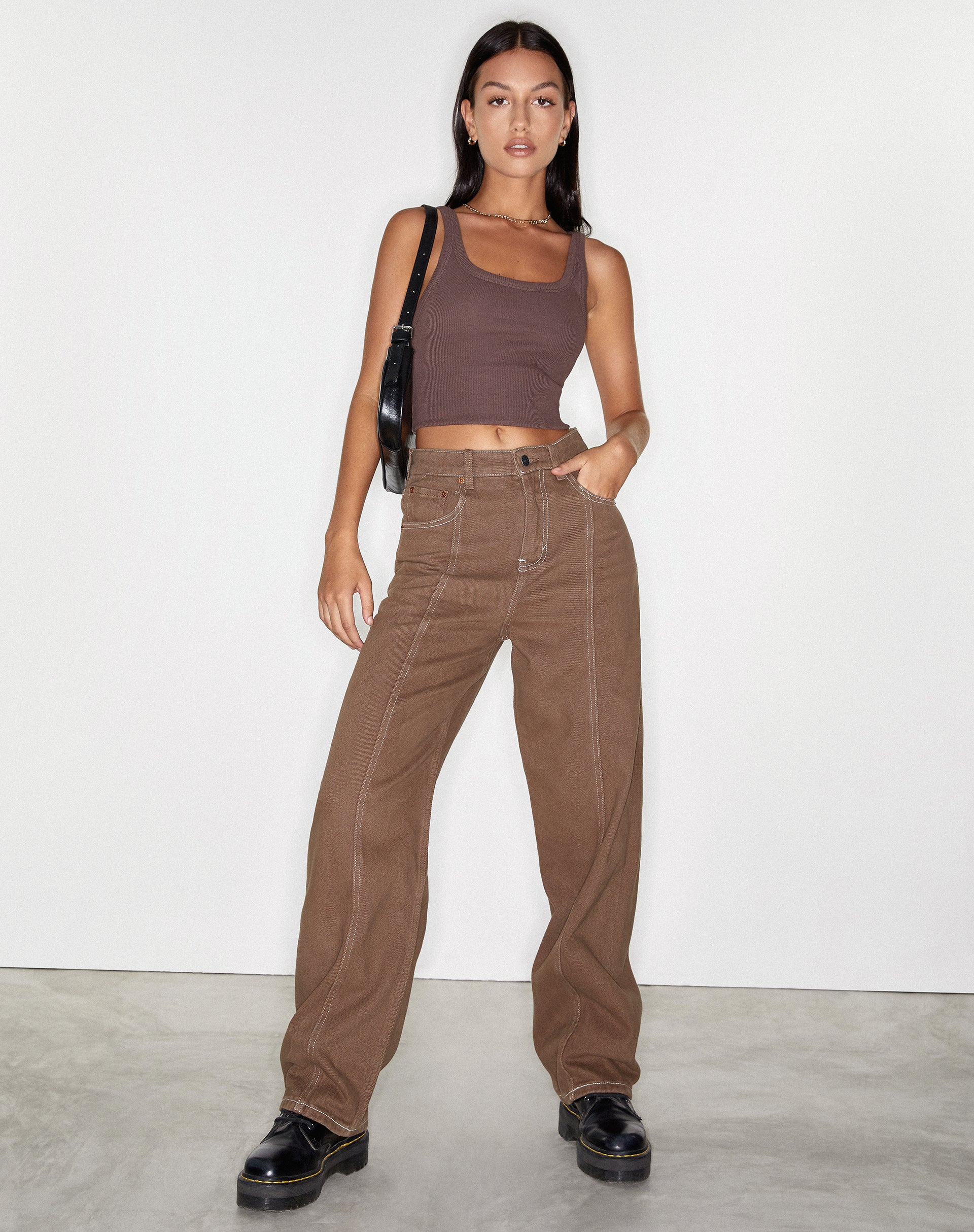 Imagen de Seam Parallel Jeans en marrón intenso