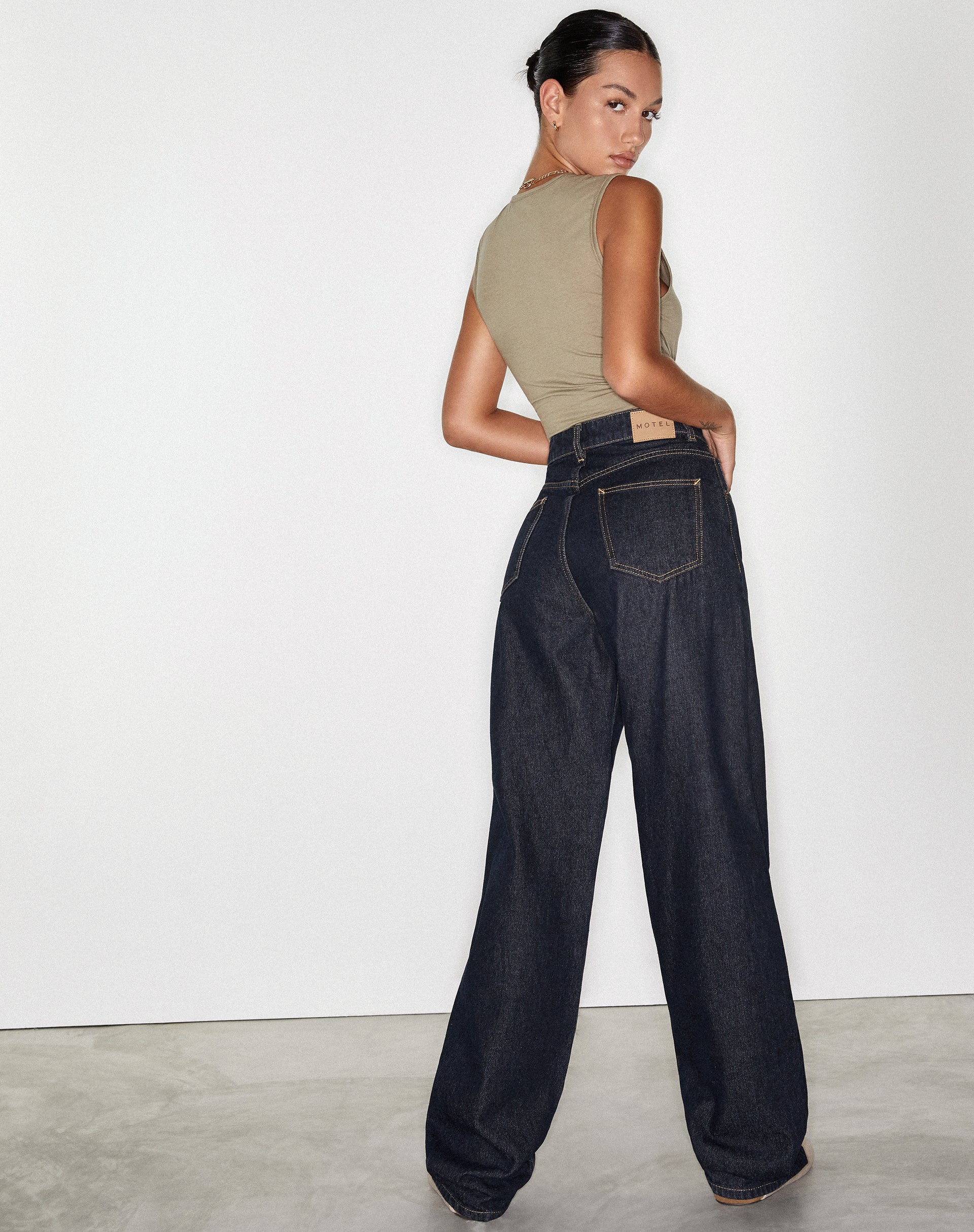 imagen de Parallel Jeans en Deep Indigo