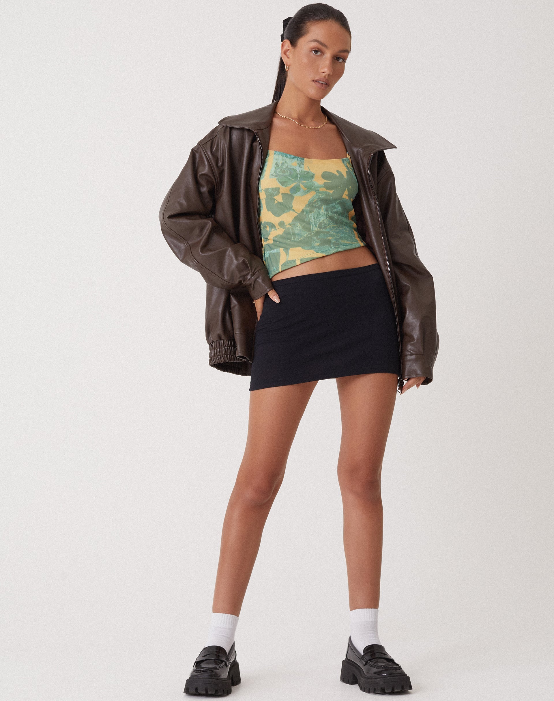 Imagen de MOTEL X OLIVIA NEILL Asteria Crop Top en Collage Floral Verde Sombra