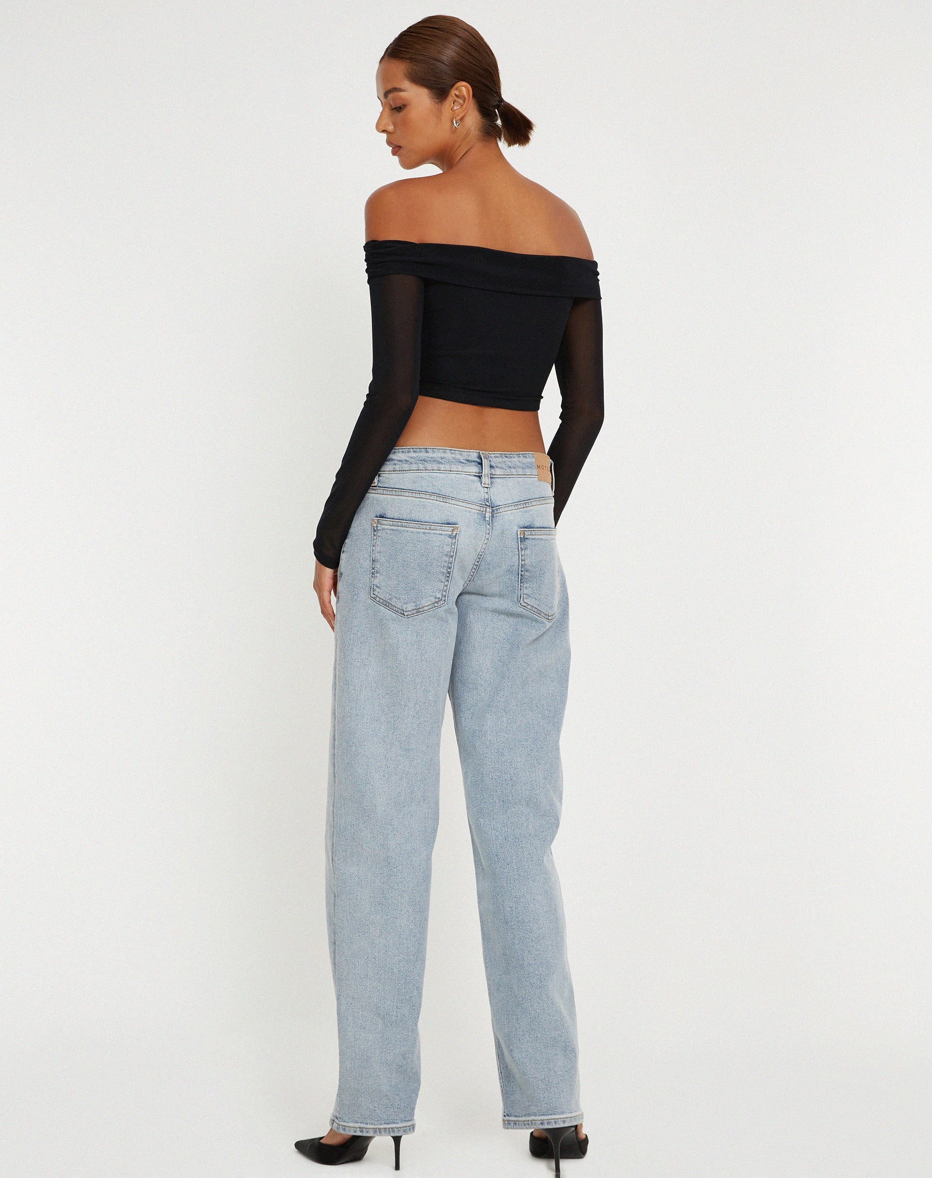 imagen de Nagini Bardot Crop Top en Negro