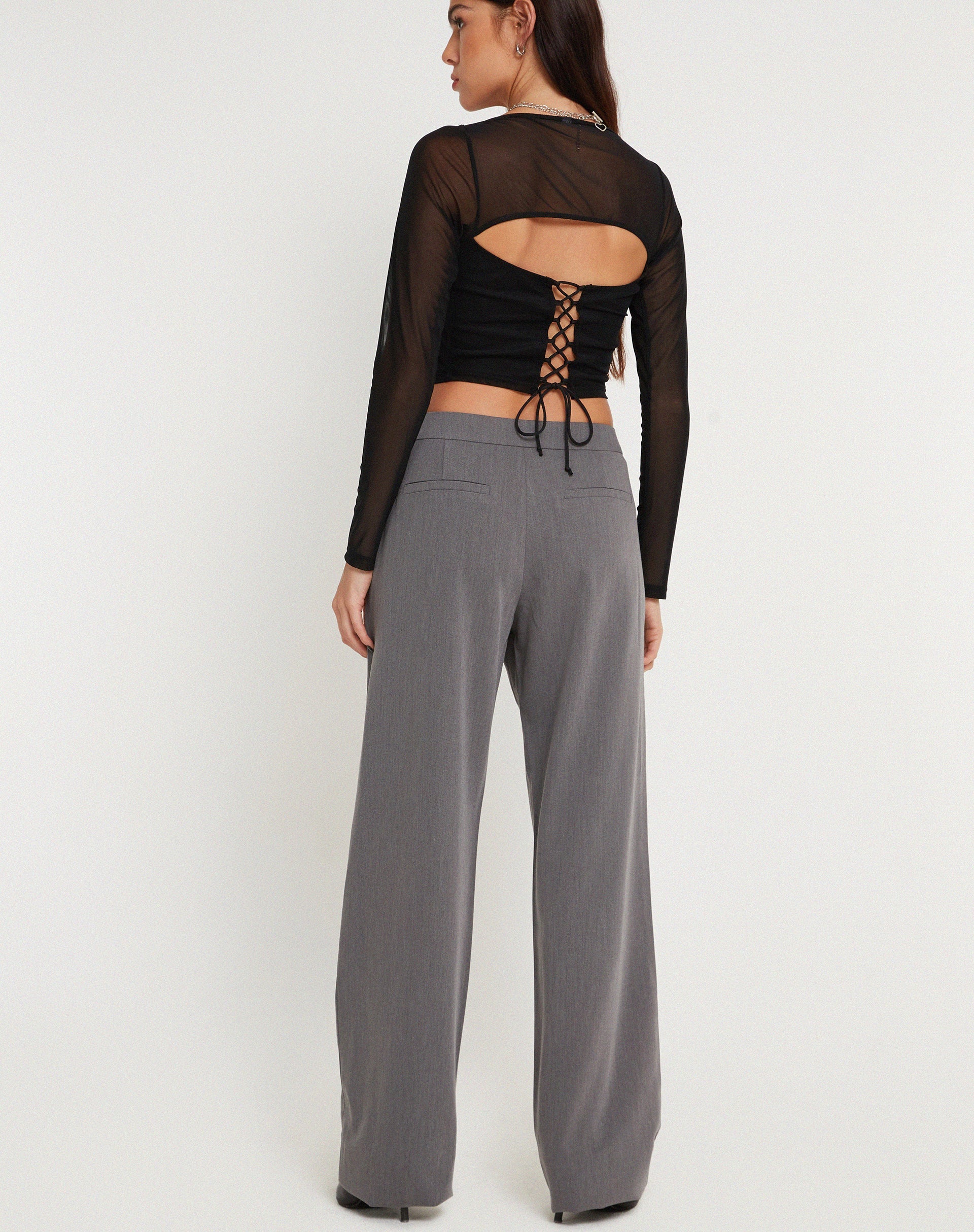 Imagen de la falda pantalón Nahata gris oscuro