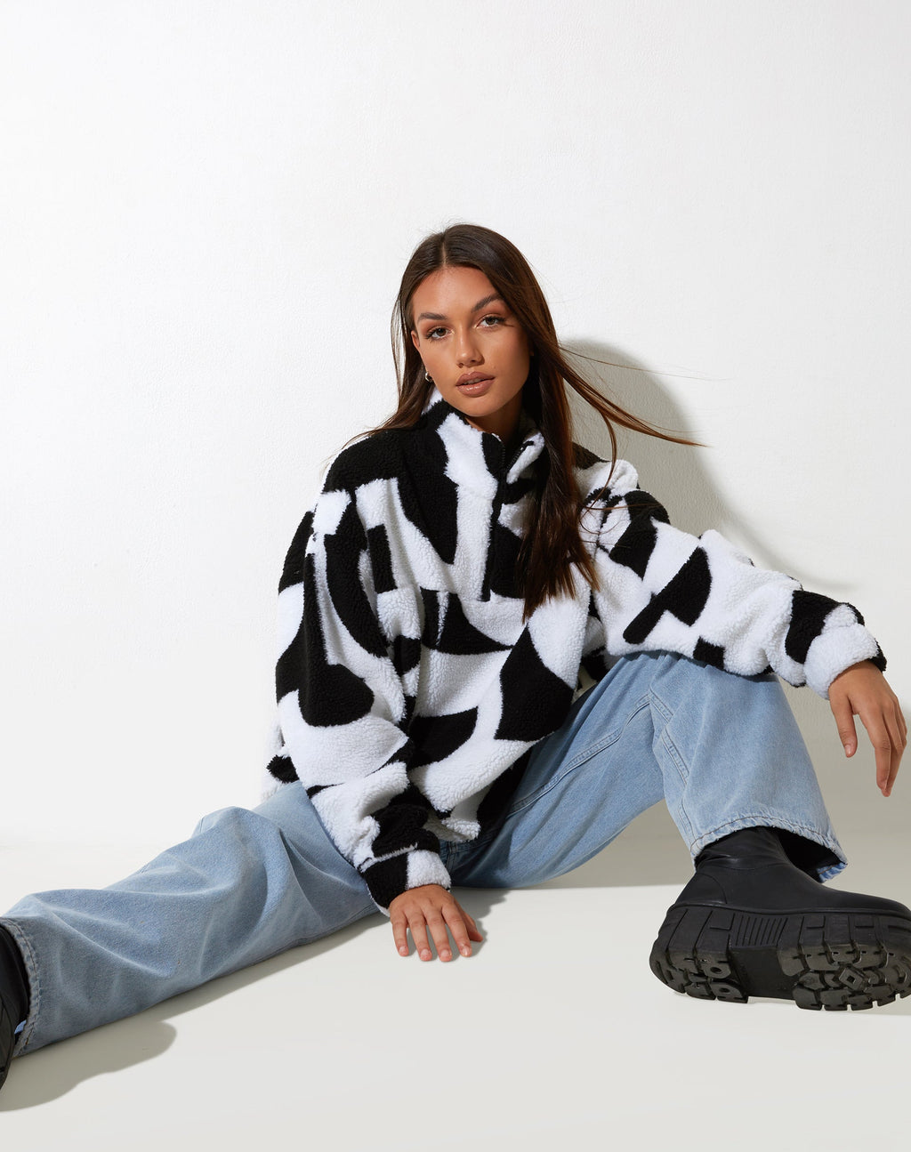 Chaqueta Naira en negro y blanco