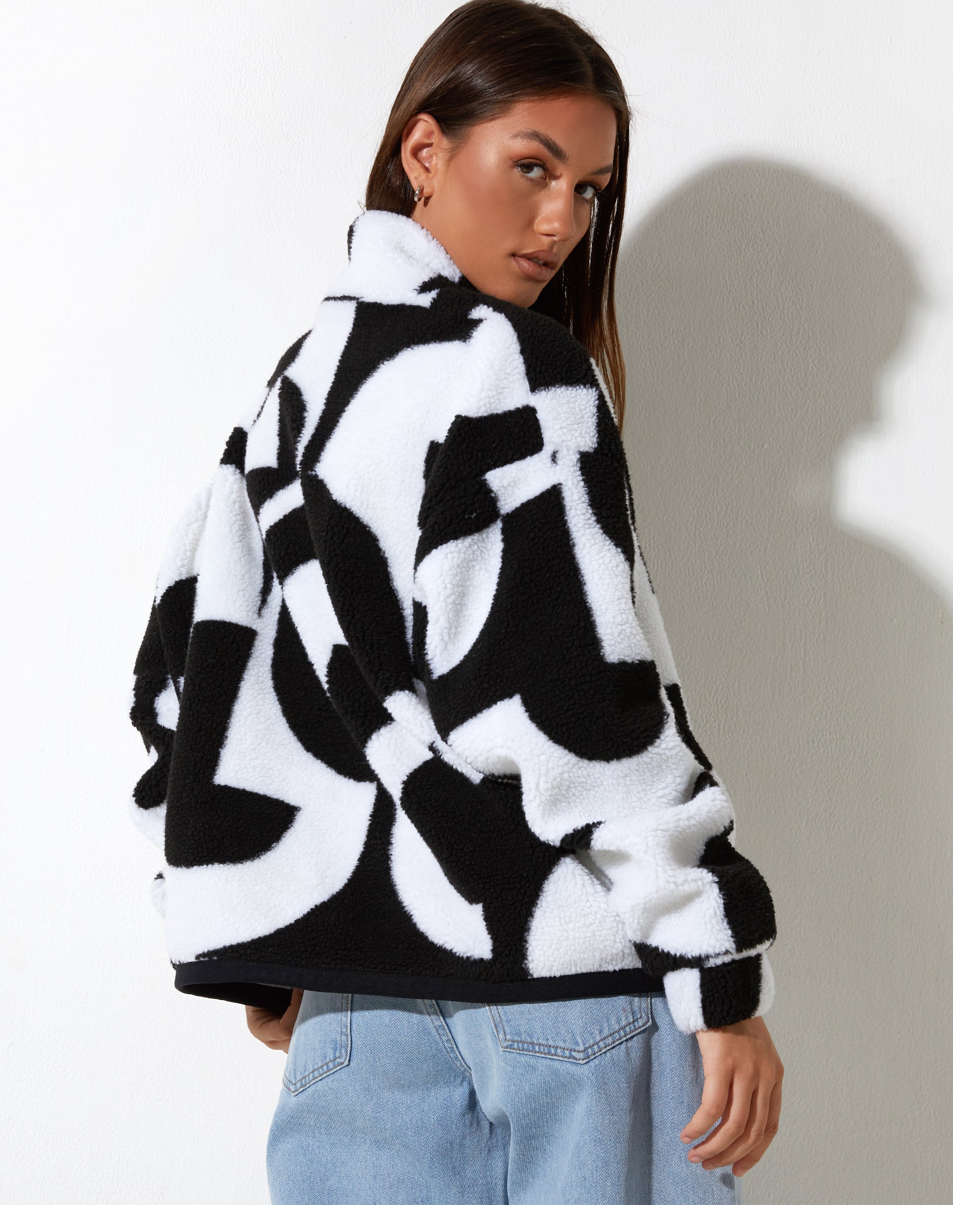 Chaqueta Naira en negro y blanco