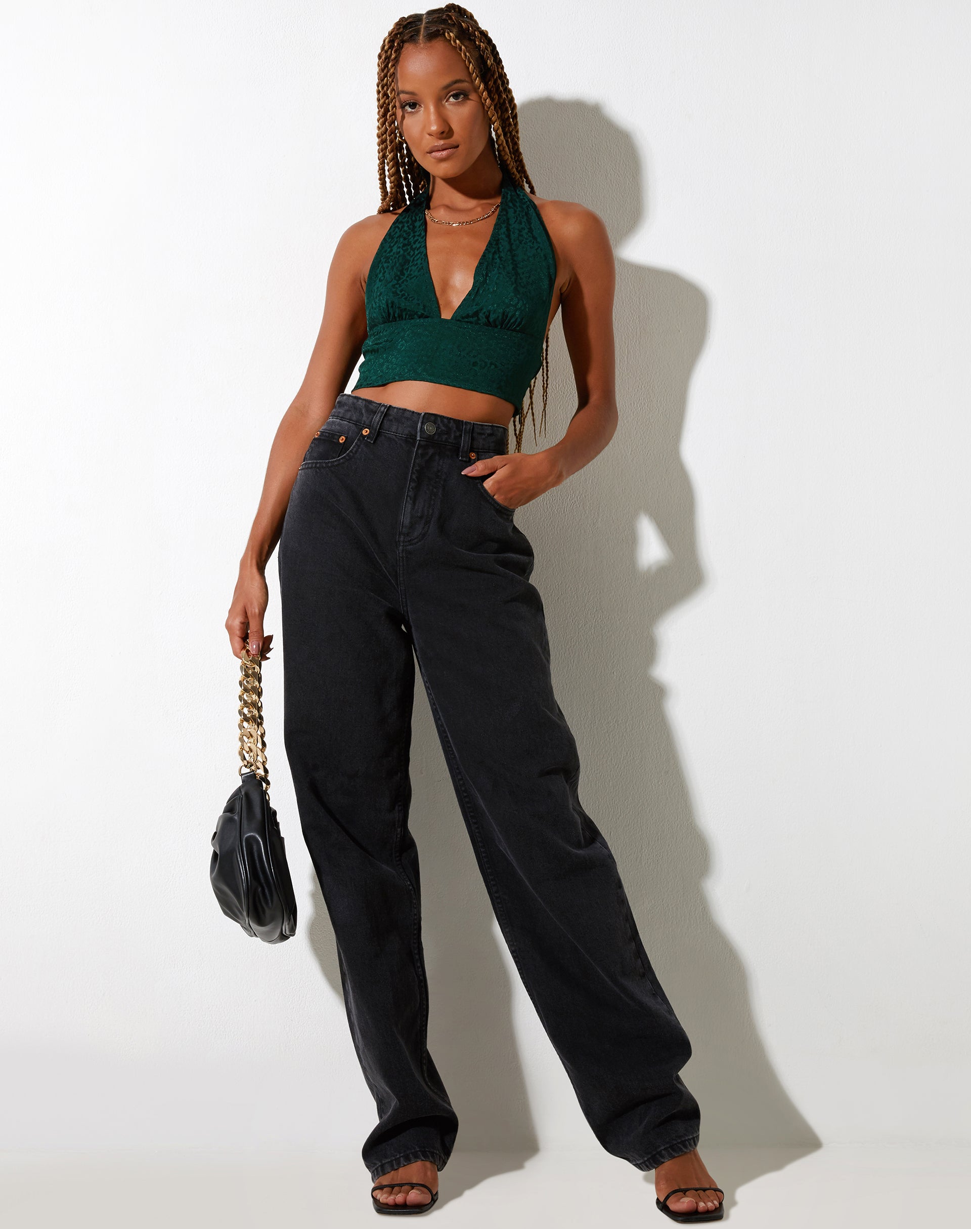 Imagen de Nanda Crop Top de satén guepardo verde bosque