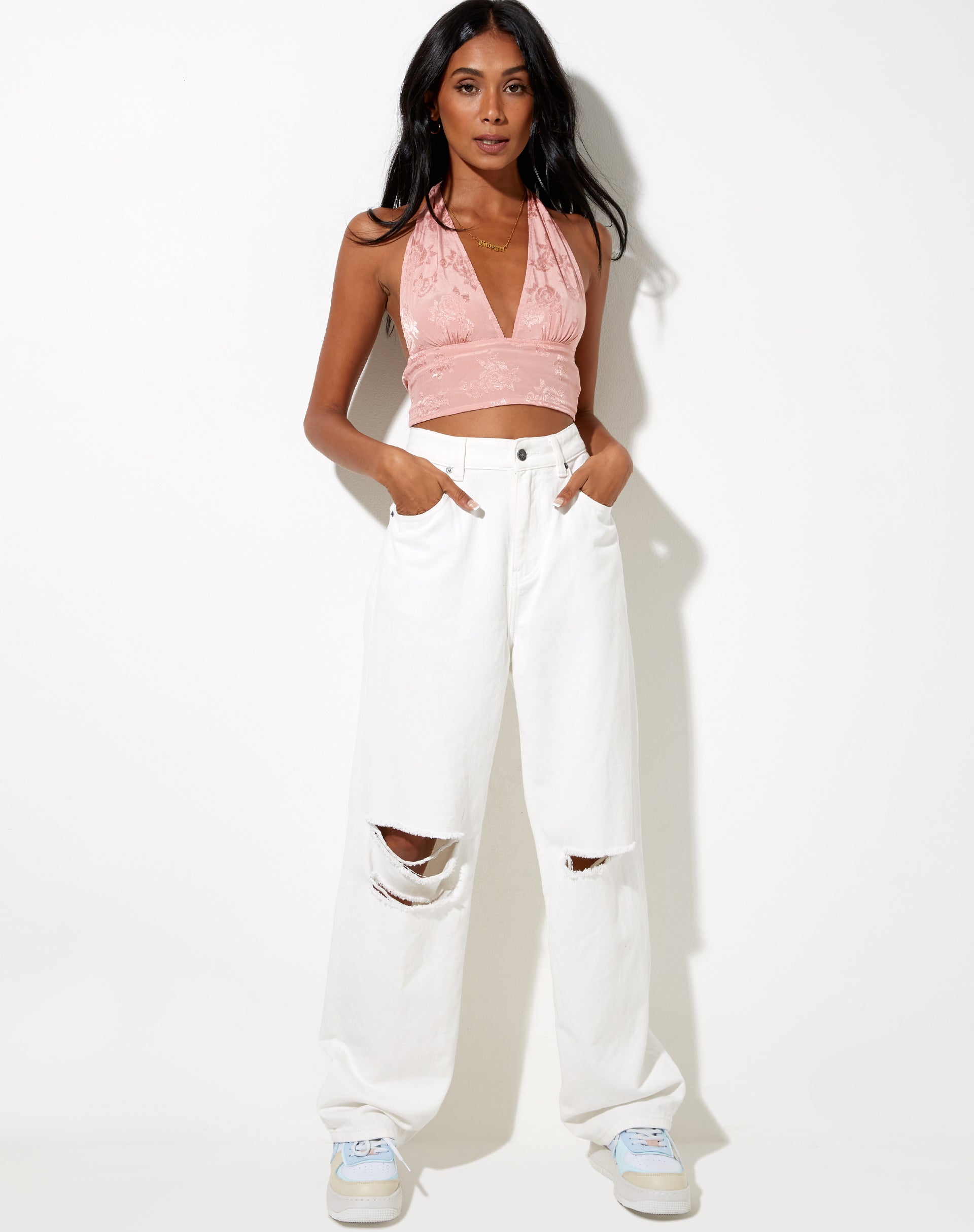 Imagen de Nanda Crop Top en Satén Rosa Coral Blush