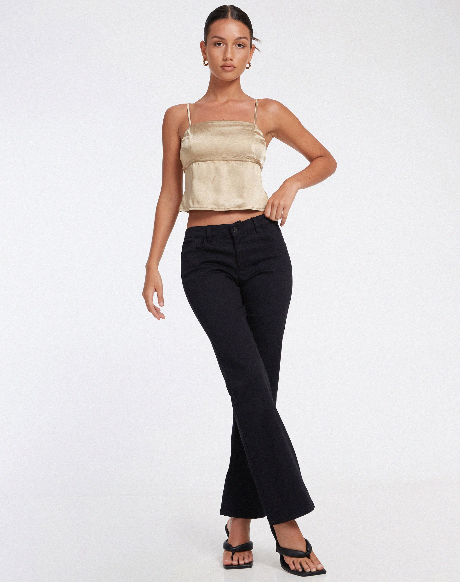 imagen de Nandina Top en Satin Olive Gold