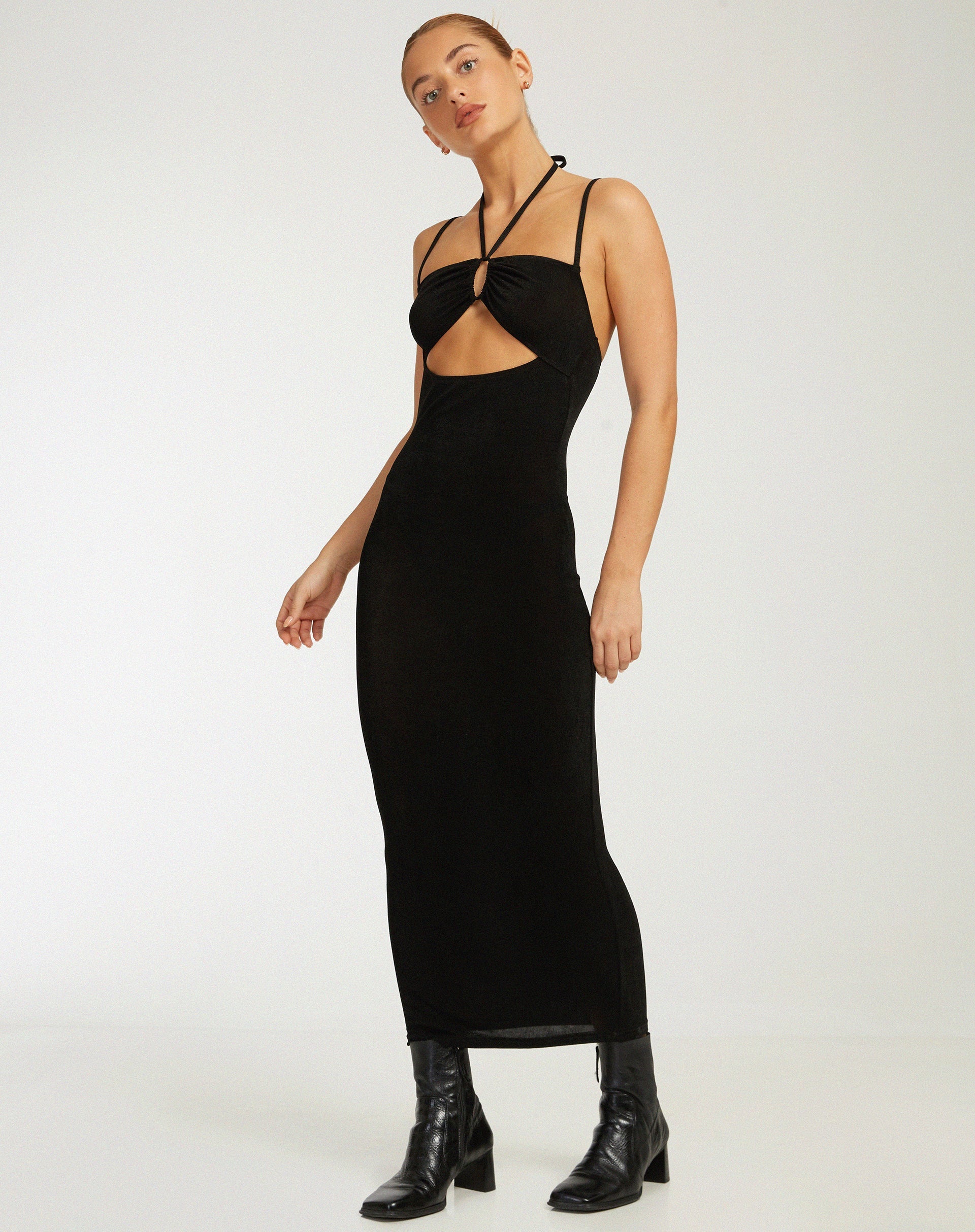 imagen de Nayara Midi Dress in Black