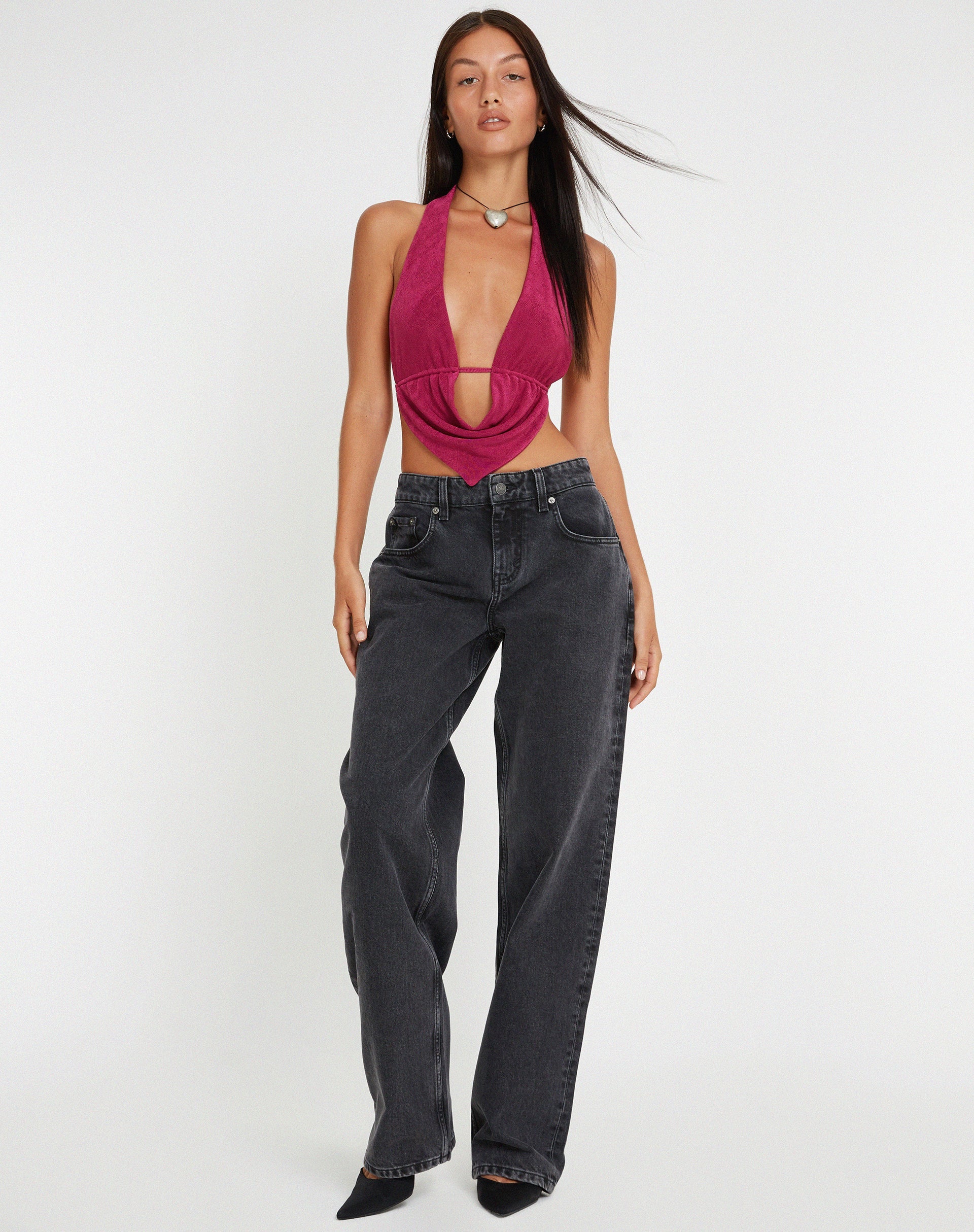 imagen de Nindita Halterneck Crop Top en Magenta Purple