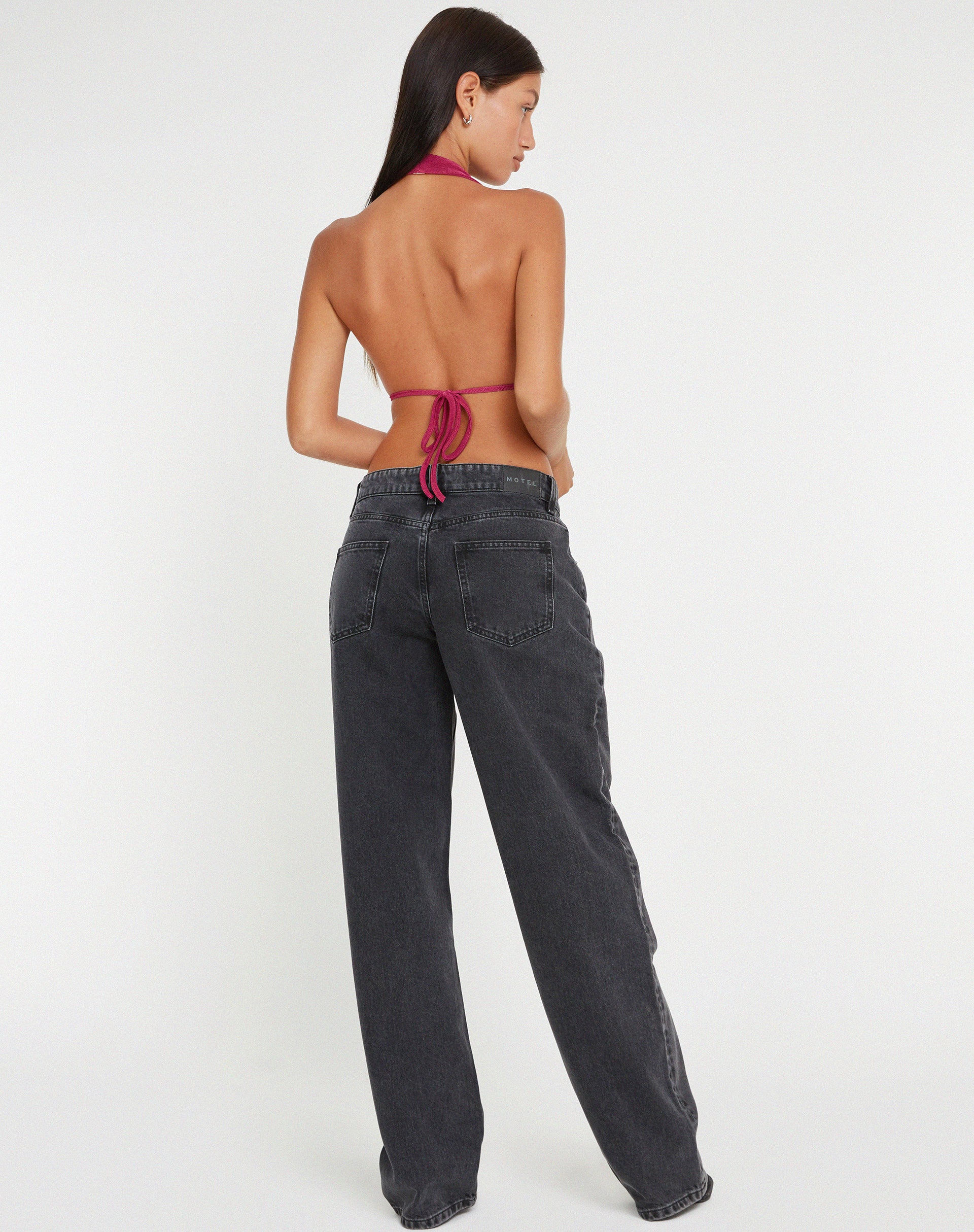 imagen de Nindita Halterneck Crop Top en Magenta Purple