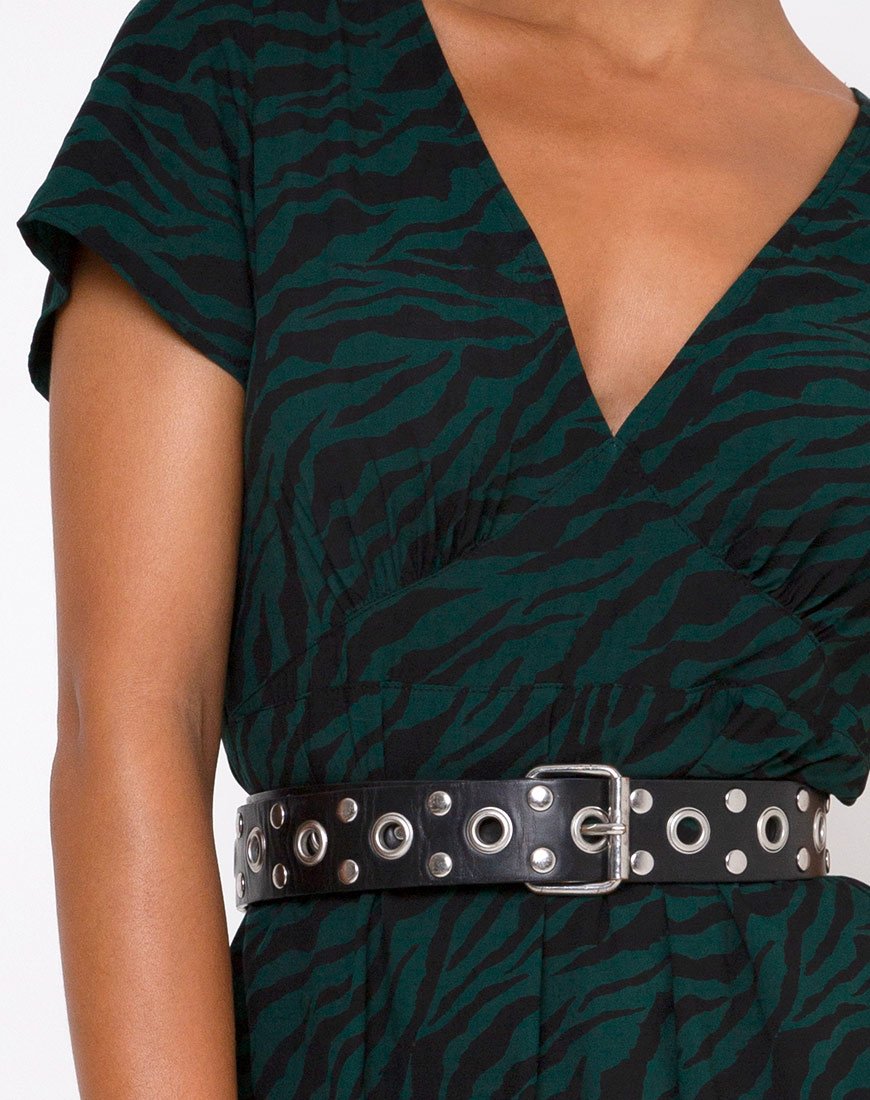 Imagen de Nira Midi Dress in 90s Zebra Forest Green