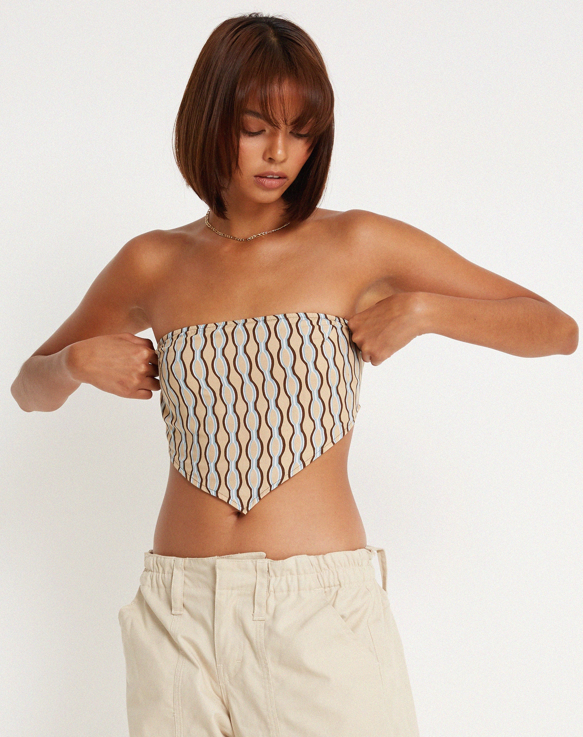 imagen de Nolda Crop Top en Preppy Geo Marrón
