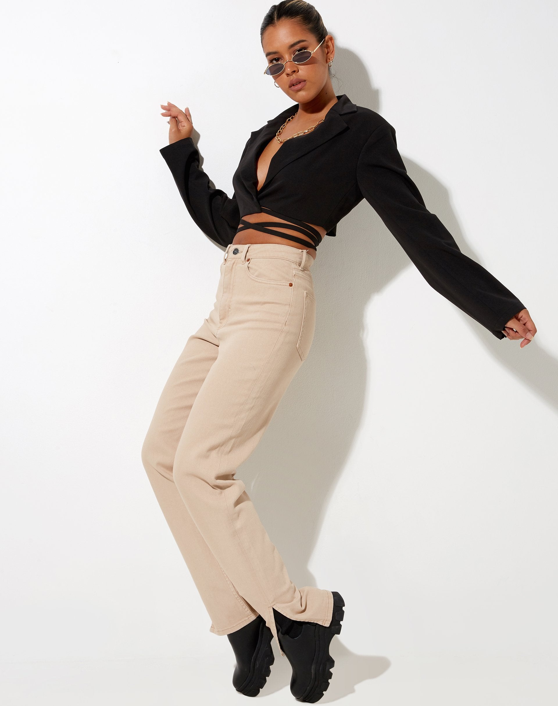 Imagen de Notus Cropped Blazer en negro