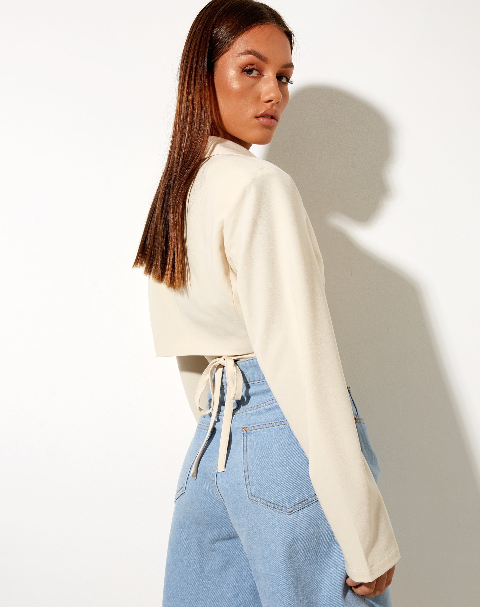 Imagen de Notus Cropped Blazer en Tailoring Cream