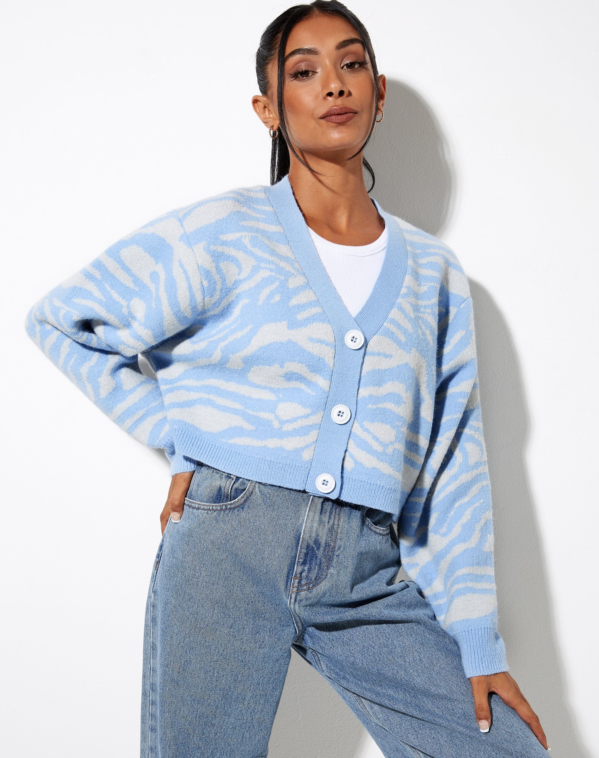 Imagen de Olina Cropped Cardi in Zebra Blue Grey