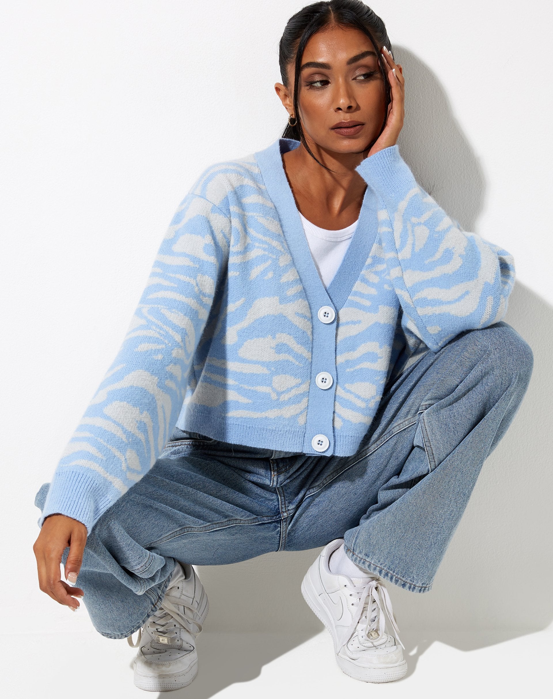 Imagen de Olina Cropped Cardi in Zebra Blue Grey