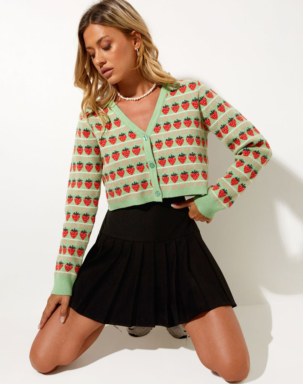 Olina Cardi en Mint String Of Strawberries