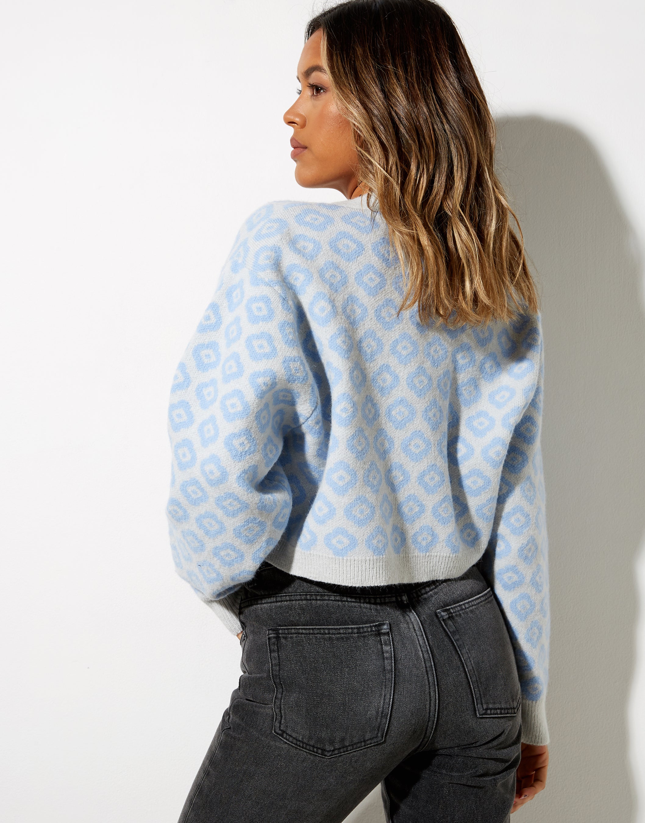 Imagen de Olina Cropped Cardi en punto Tonal Blue Daisy