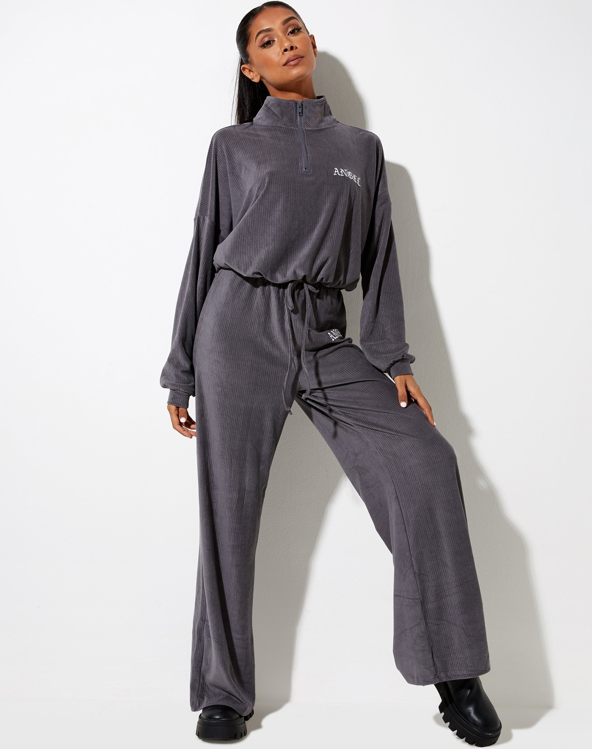 Imagen de Obeli Pantalones en Gris Antracita Angel Embro