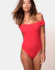 Imagen del bañador Olivia en baewatch rojo