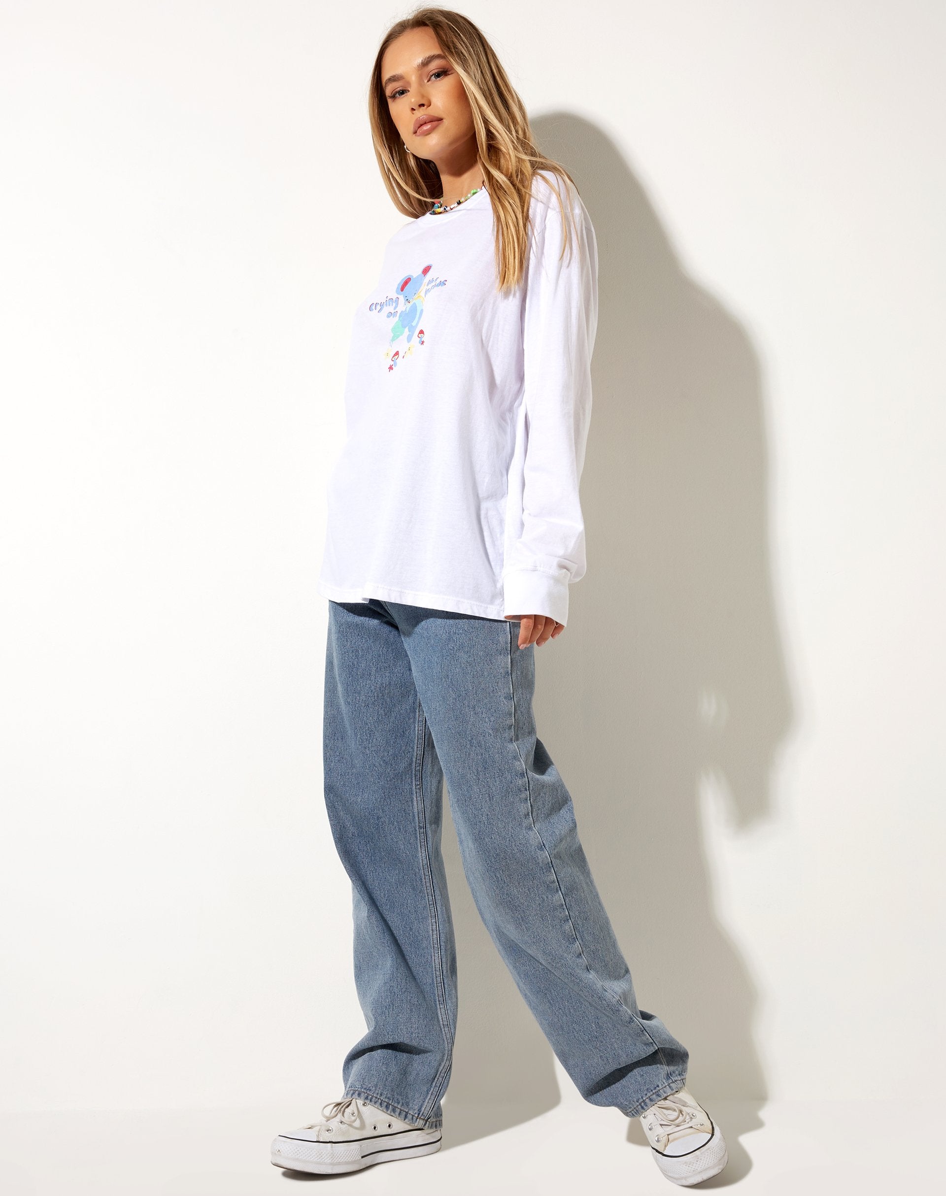 Imagen de Olivia Camiseta de manga larga en blanco Crying On The Inside