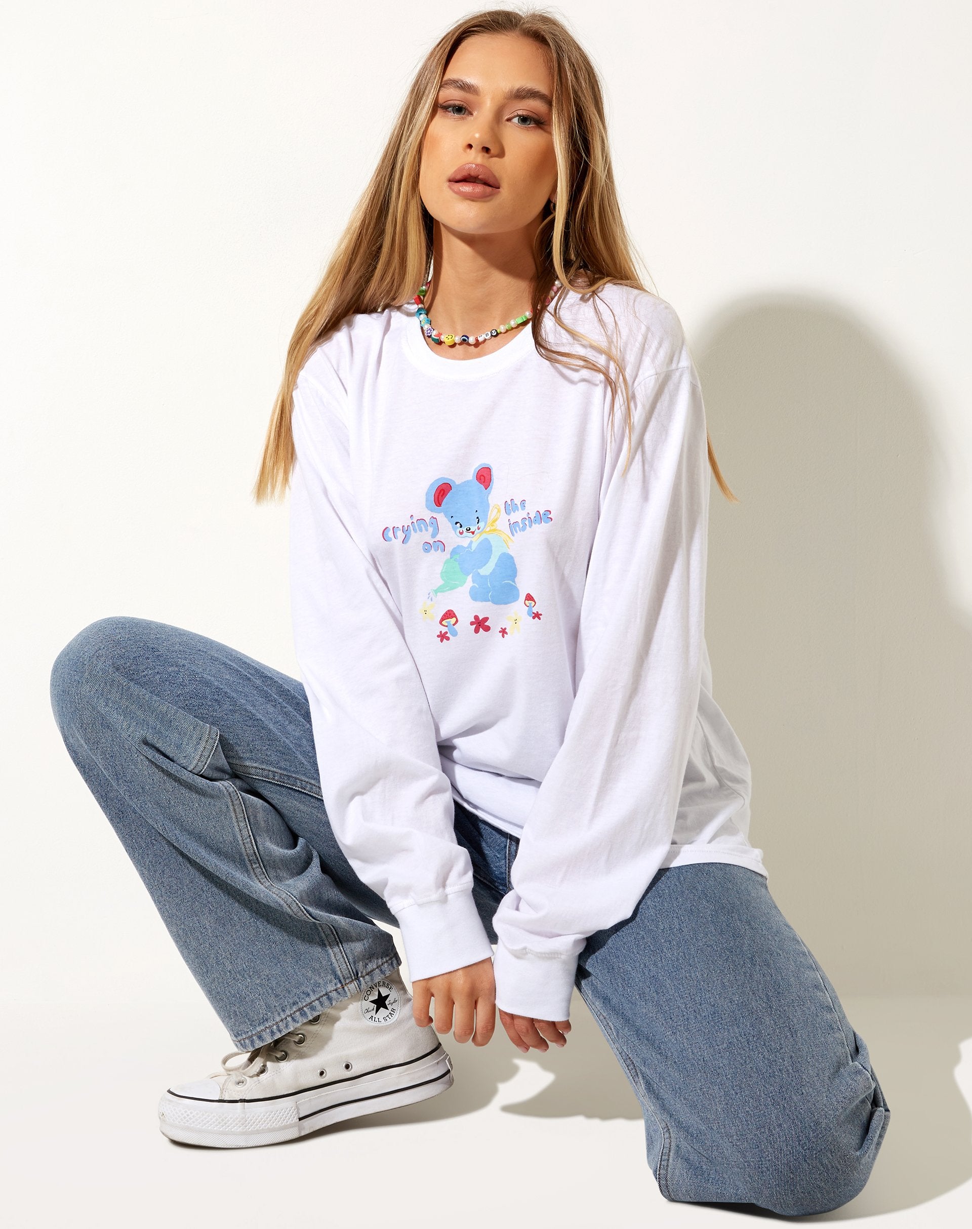 Imagen de Olivia Camiseta de manga larga en blanco Crying On The Inside
