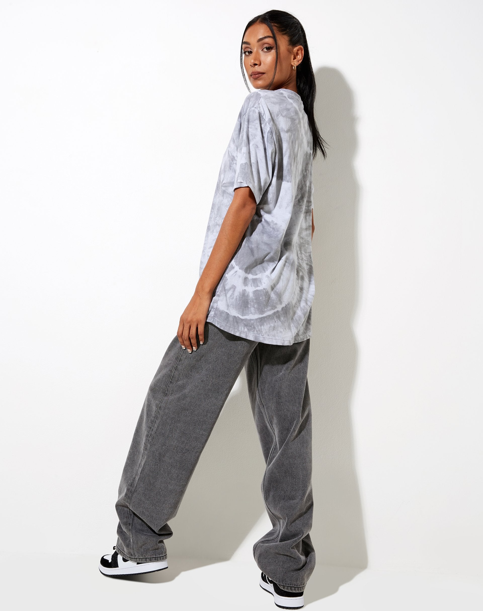 Imagen de Oversize Basic Tee in Lunar Rock Radial Tie Dye