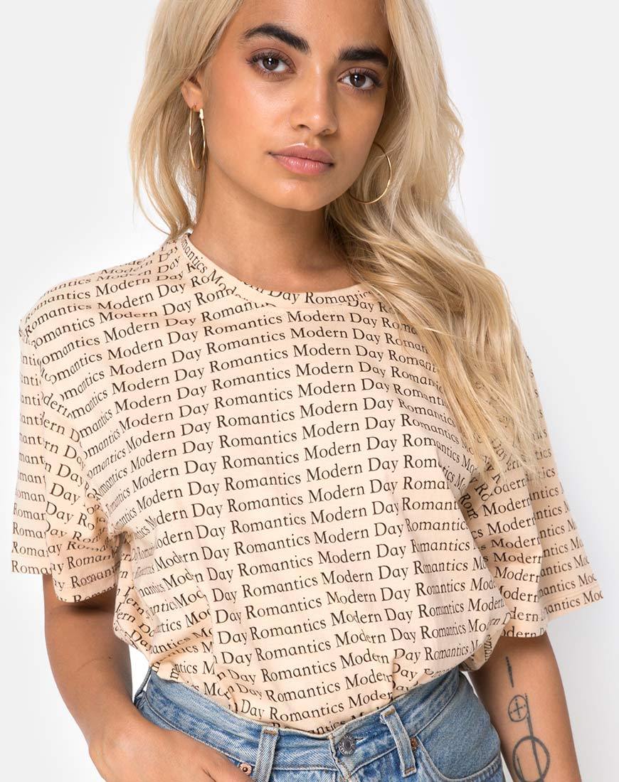 Camiseta básica oversize en Modern Day Romantic